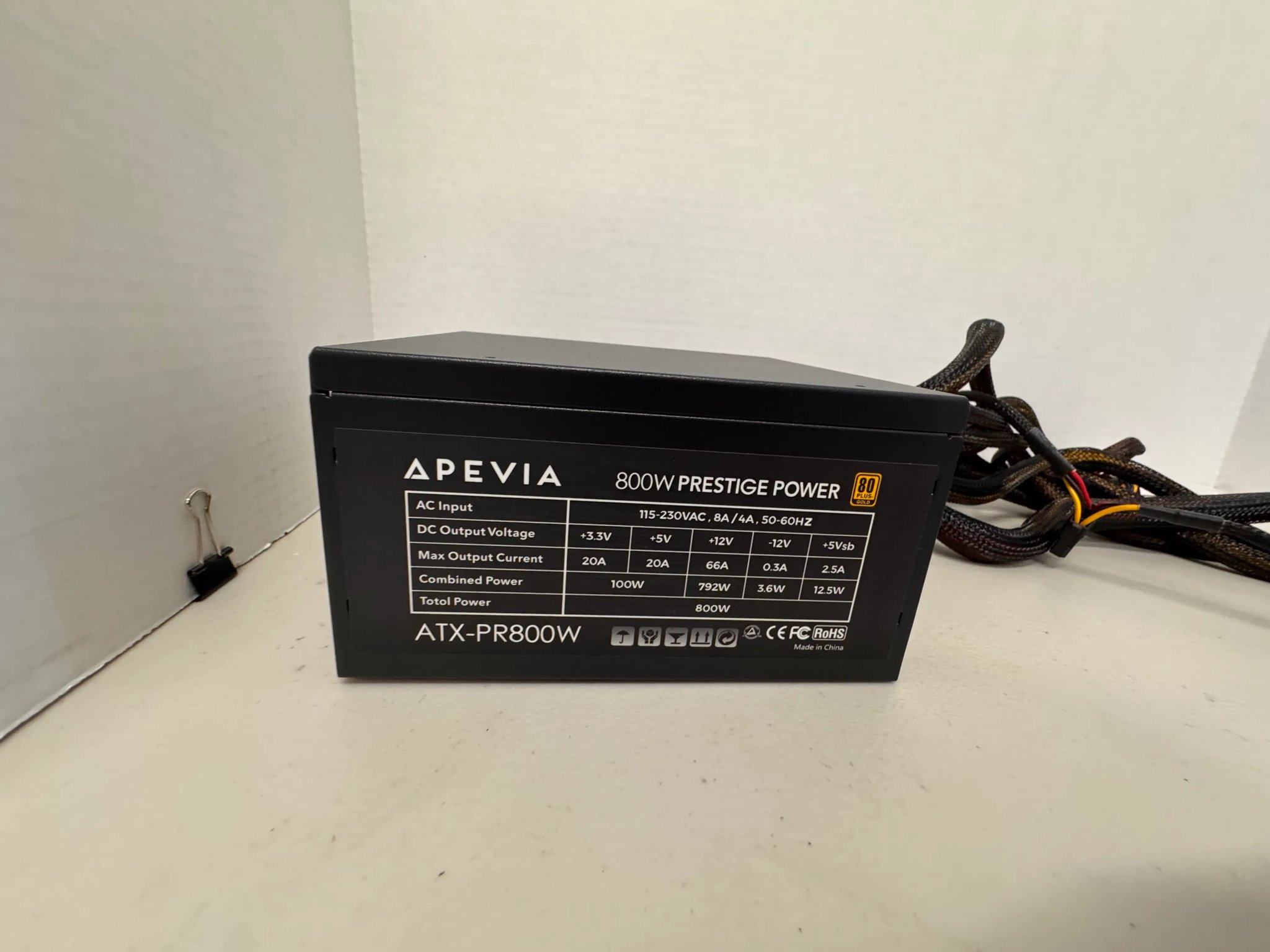 Apevia Prestige 800w 80+ Gold Power Supply