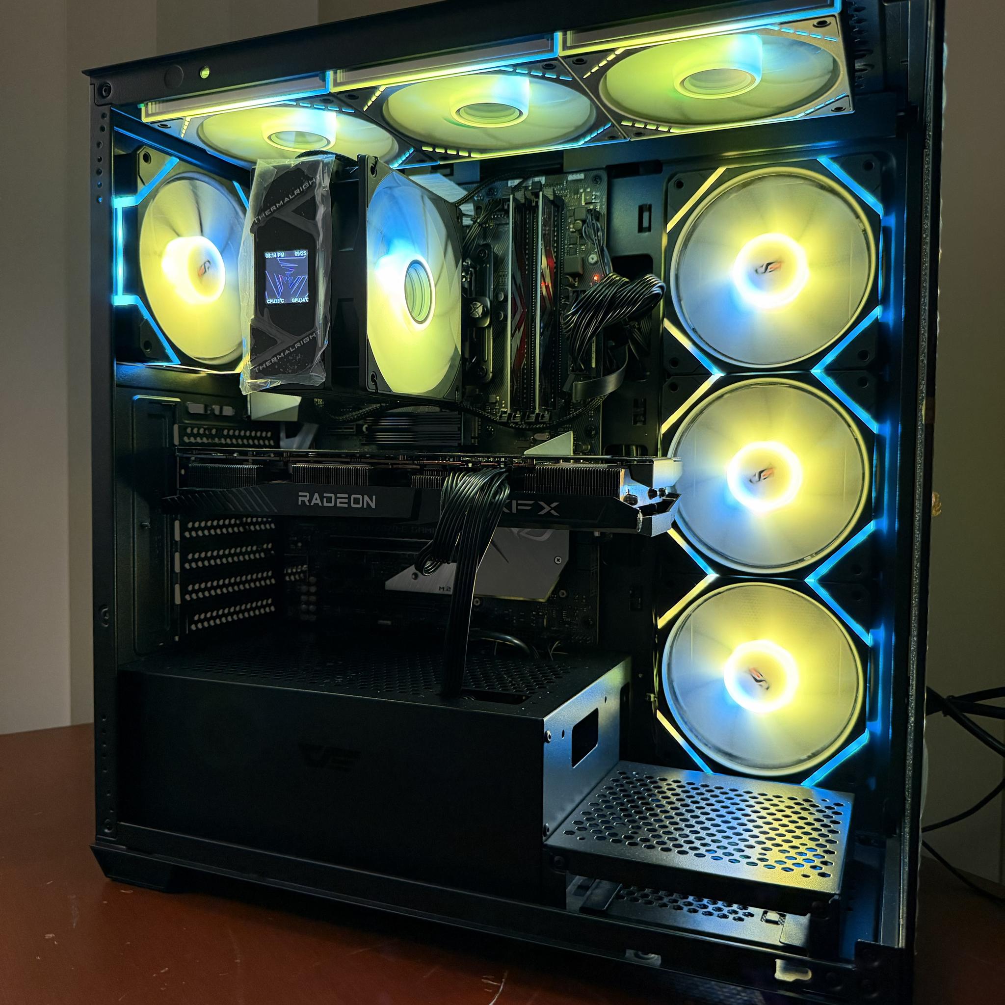 "Console Switcher" i7-9700KF, RX 6700 10GB, 16GB DDR4, ~1TB total storage