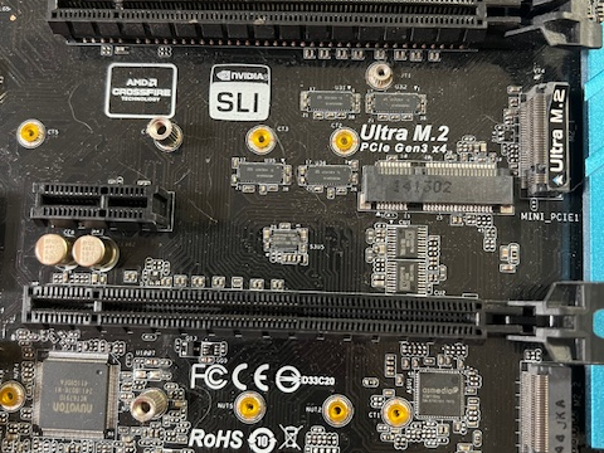 ASRock Z97 Extreme6 LGA 1150 Intel Z97 HDMI SATA 6Gb/s USB 3.0 ATX Intel Motherboard