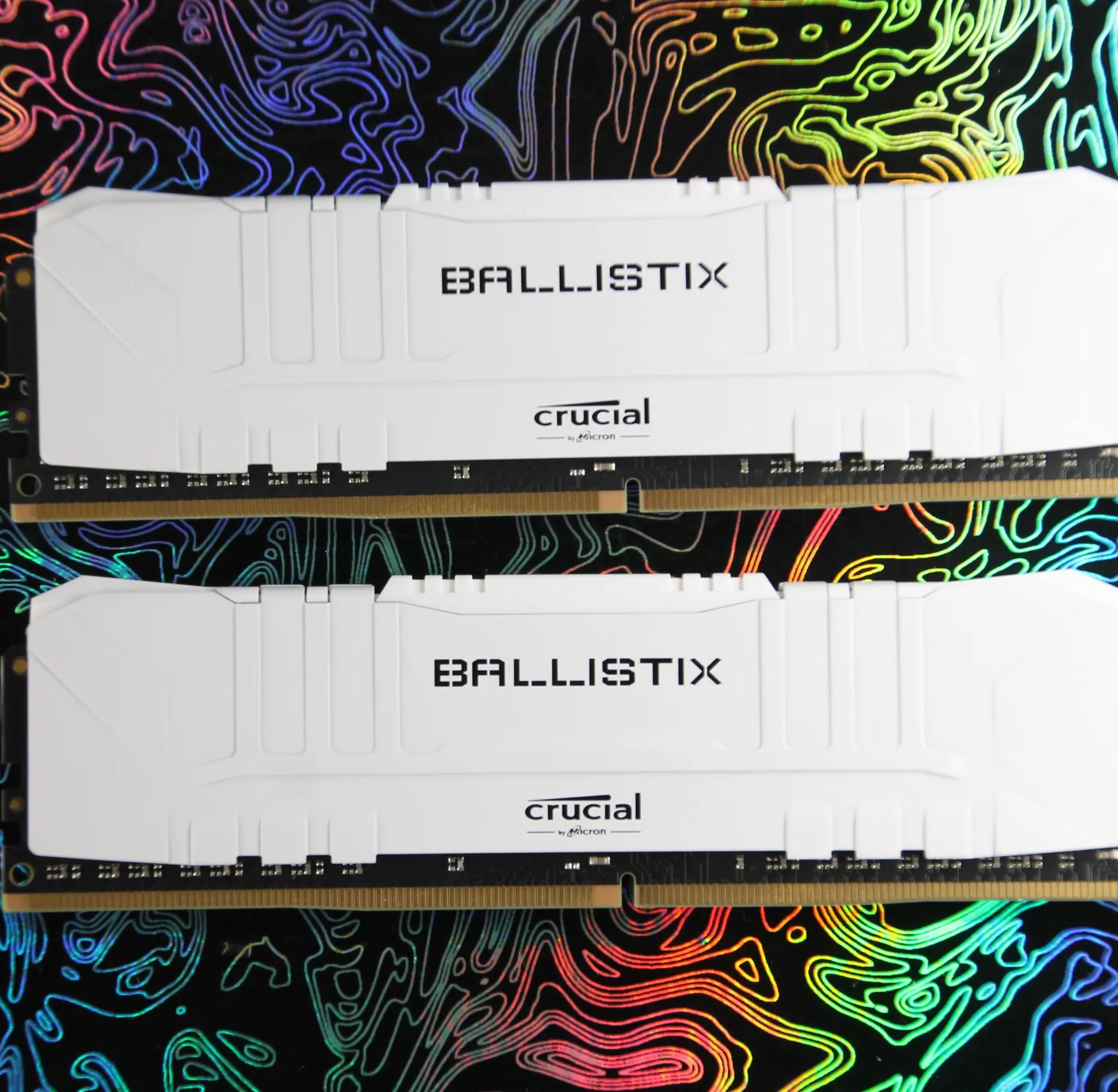 Crucial Ballistix 16GB (2x8GB) DDR4-3200 CL16 Memory