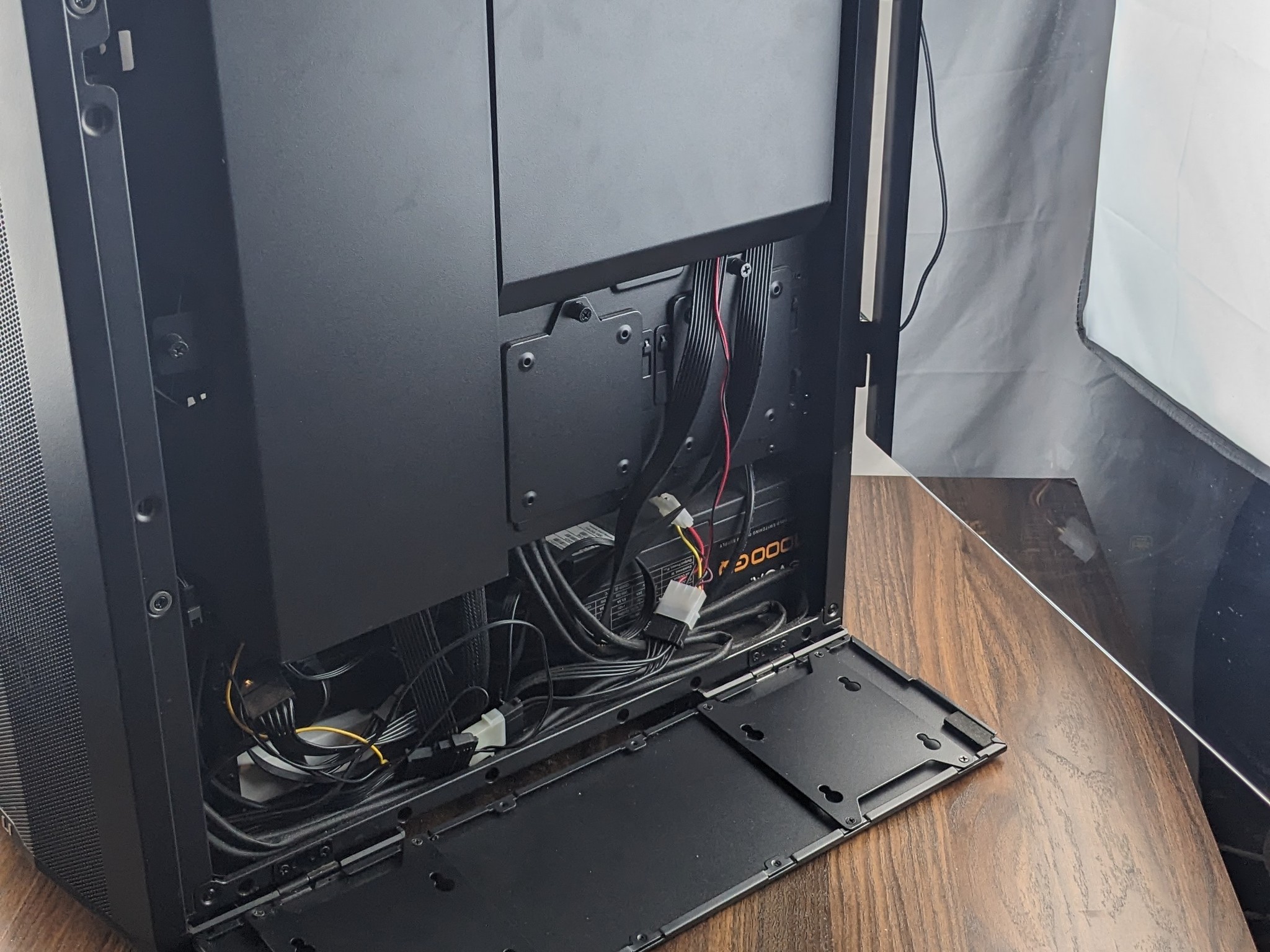 RTX 3090, Custom Watercooled, 11700K, 32GB DDR4 3200, 2TB 3x4 NVMe