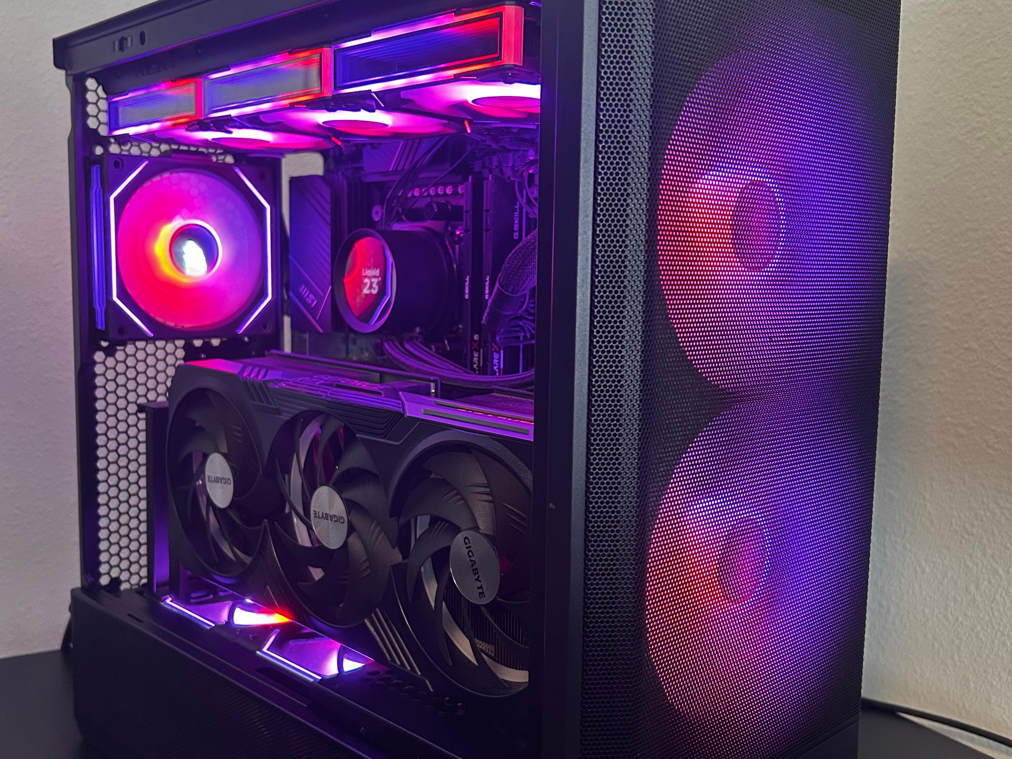 RTX 4080 Super + Ryzen 7 9700X Custom Build
