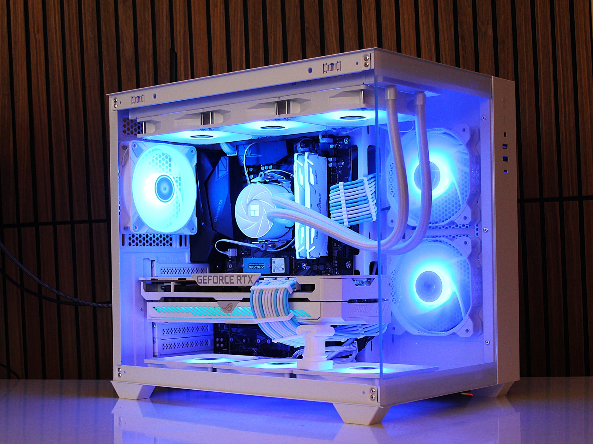 White Build 💻 RTX 3080 Gaming PC 💻| Ryzen 7 5800XT | 1TB nvme |DDR4 | 32GB RAM | B550 | Windows11