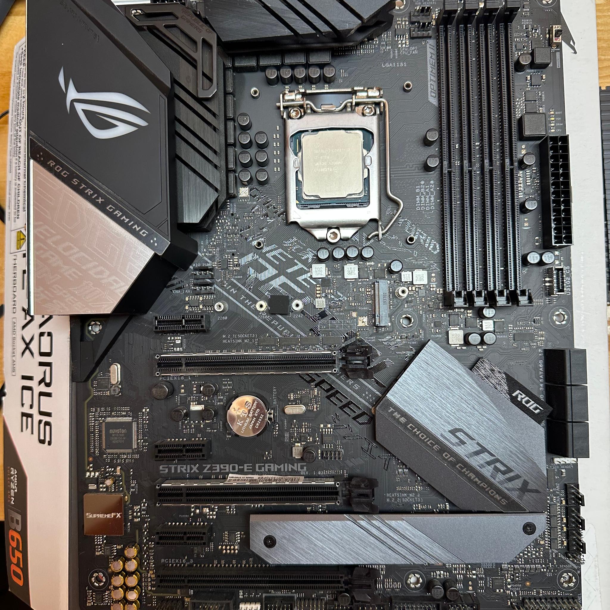 Intel core i7 8700 • ROG Strix Z390-E Gaming Motherboard