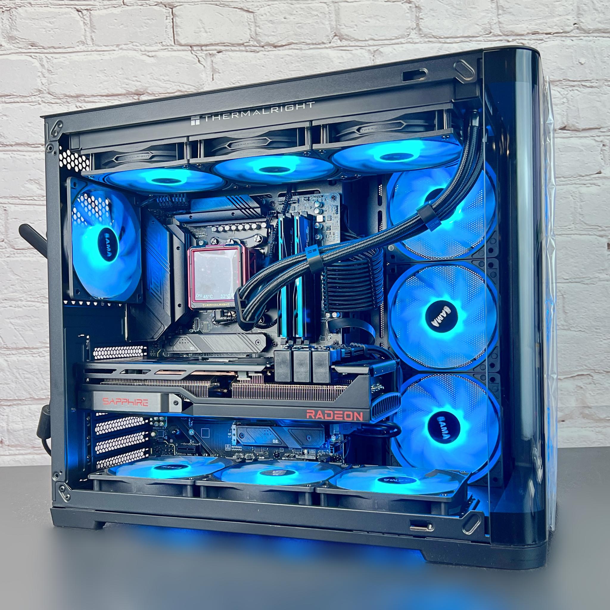7800X3D  RX 7900 XTX 24GB  32GB DDR5  2TB M.2  WIN 11 PRO