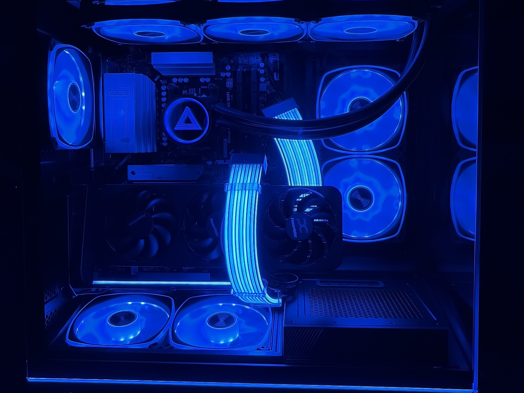 9070 XT | Ryzen 7 7800X3D | 32GB DDR5 | High End 4K Gaming PC | Steam OS Compatible