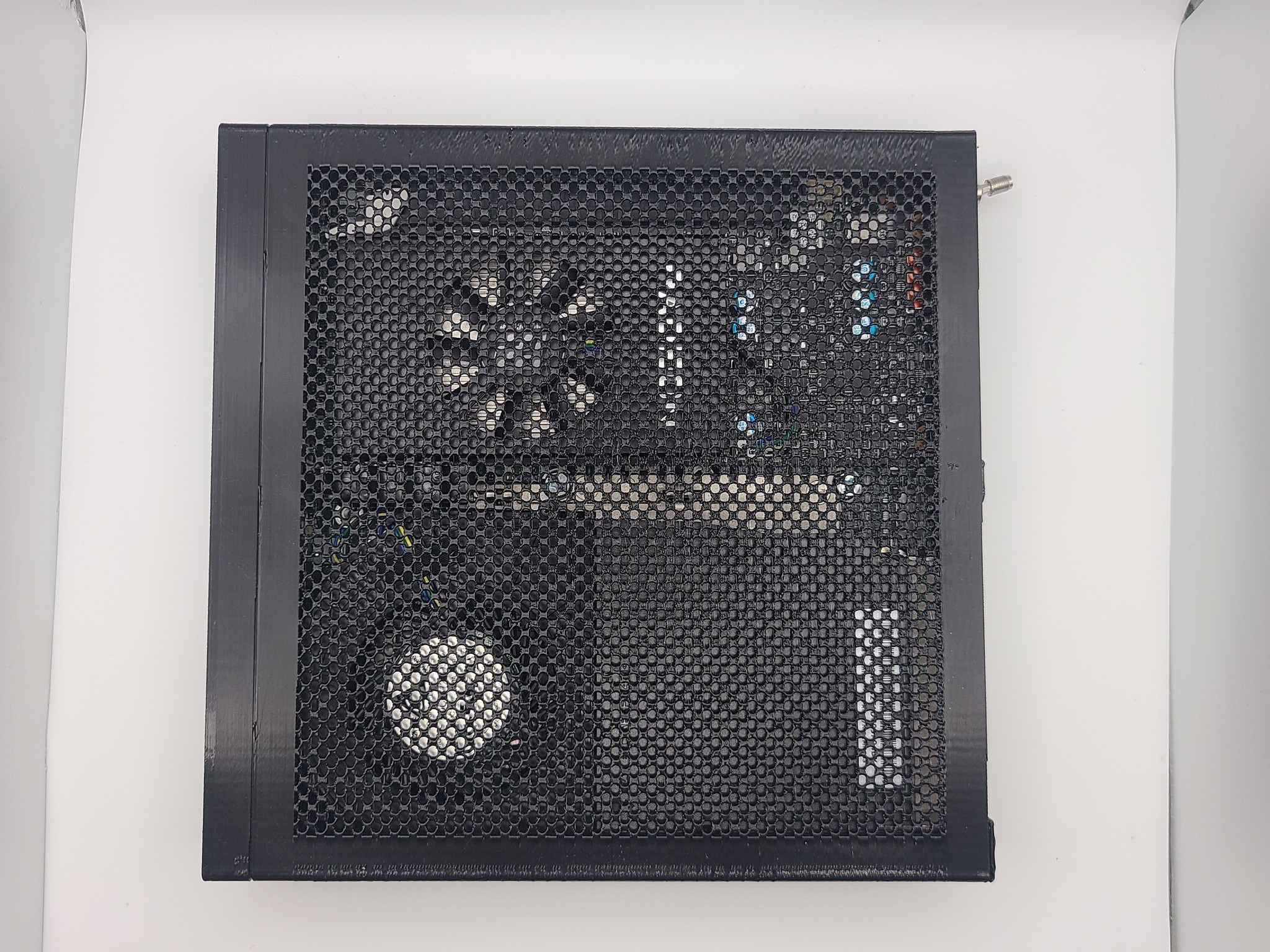 Lenovo ThinkCentre M720Q TINY with Radeon RX 6400 LP (POWERCOOLER)