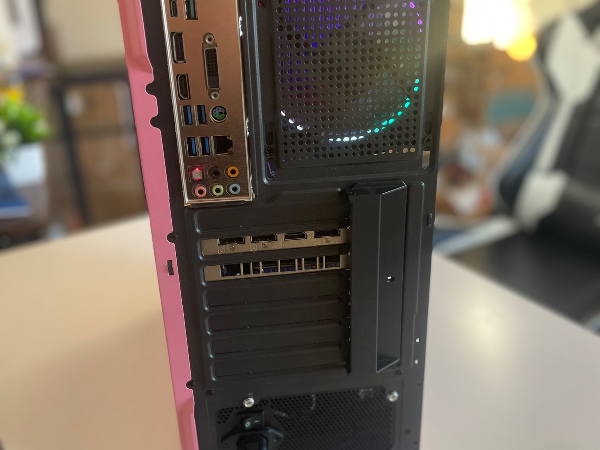 Pretty Pink PC 🌸 Intel I5 , 1660 Super 6GB , 512 GB NVME , 16 GB RAM