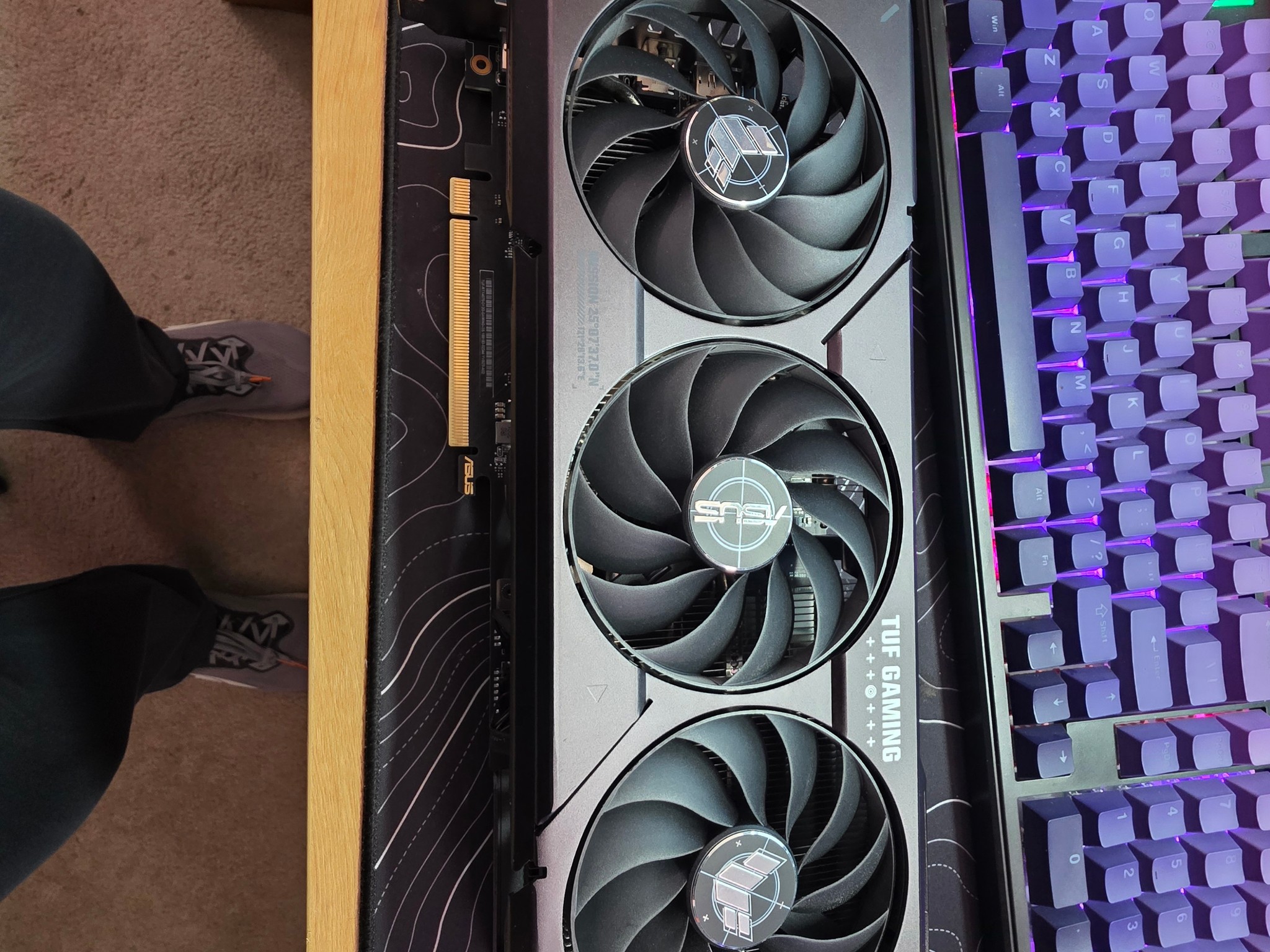 ASUS TUF GAMING GeForce RTX 4070 OC Edition