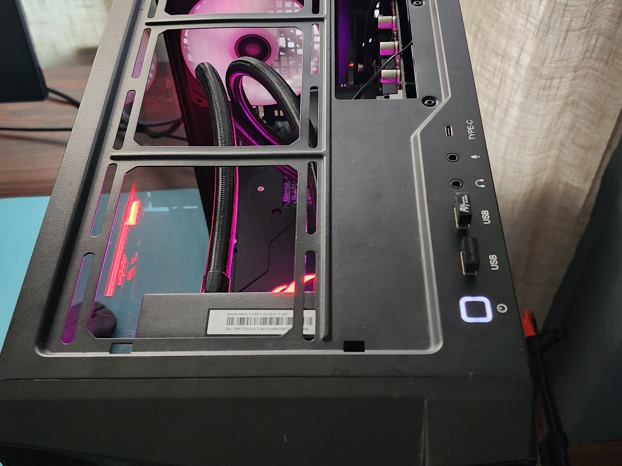 RX 5700 XT / 16GB RAM / i3-12100F / 1.5tb storage