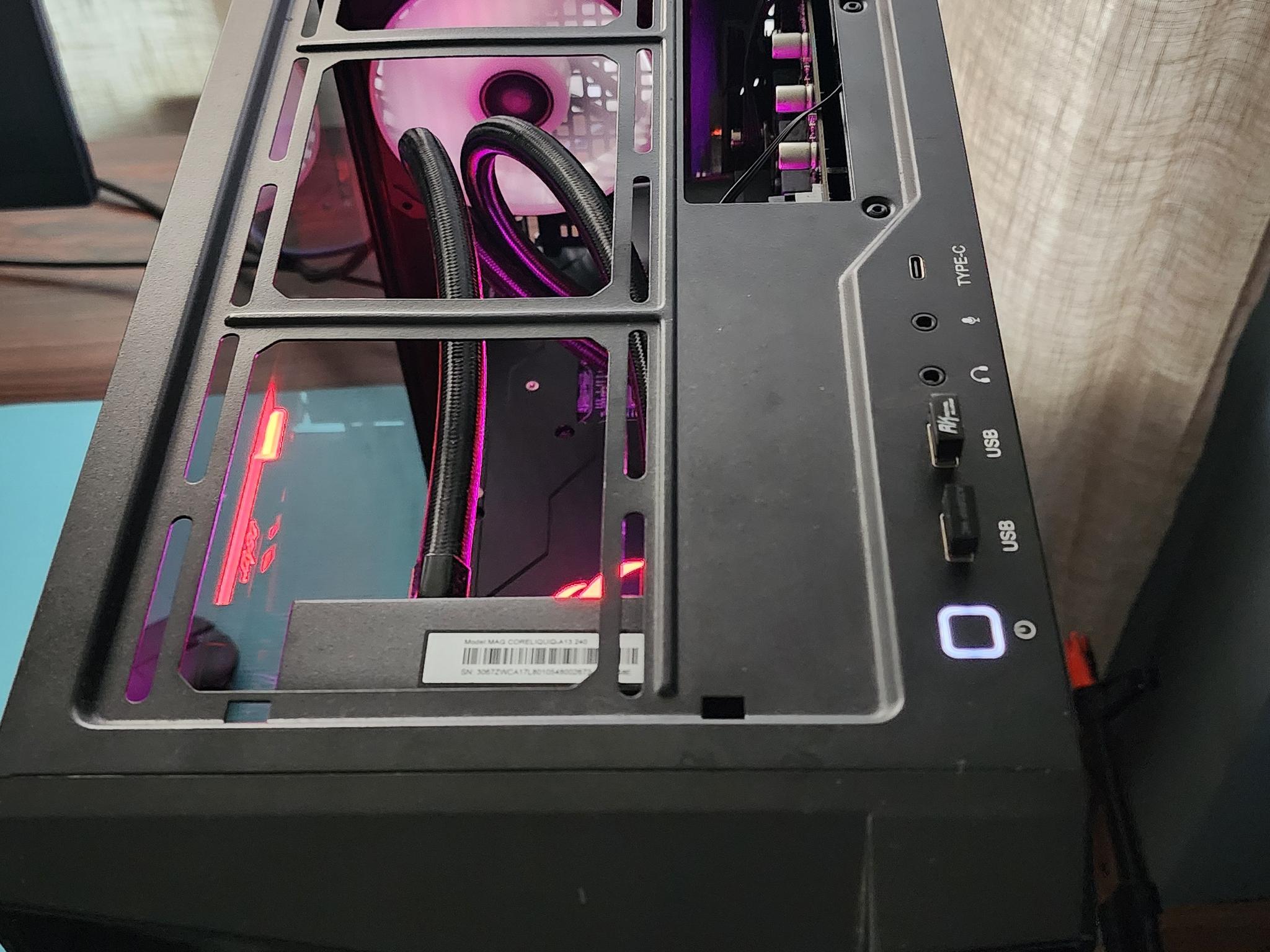 RX 5700 XT / 16GB RAM / i3-12100F / 1.5tb storage