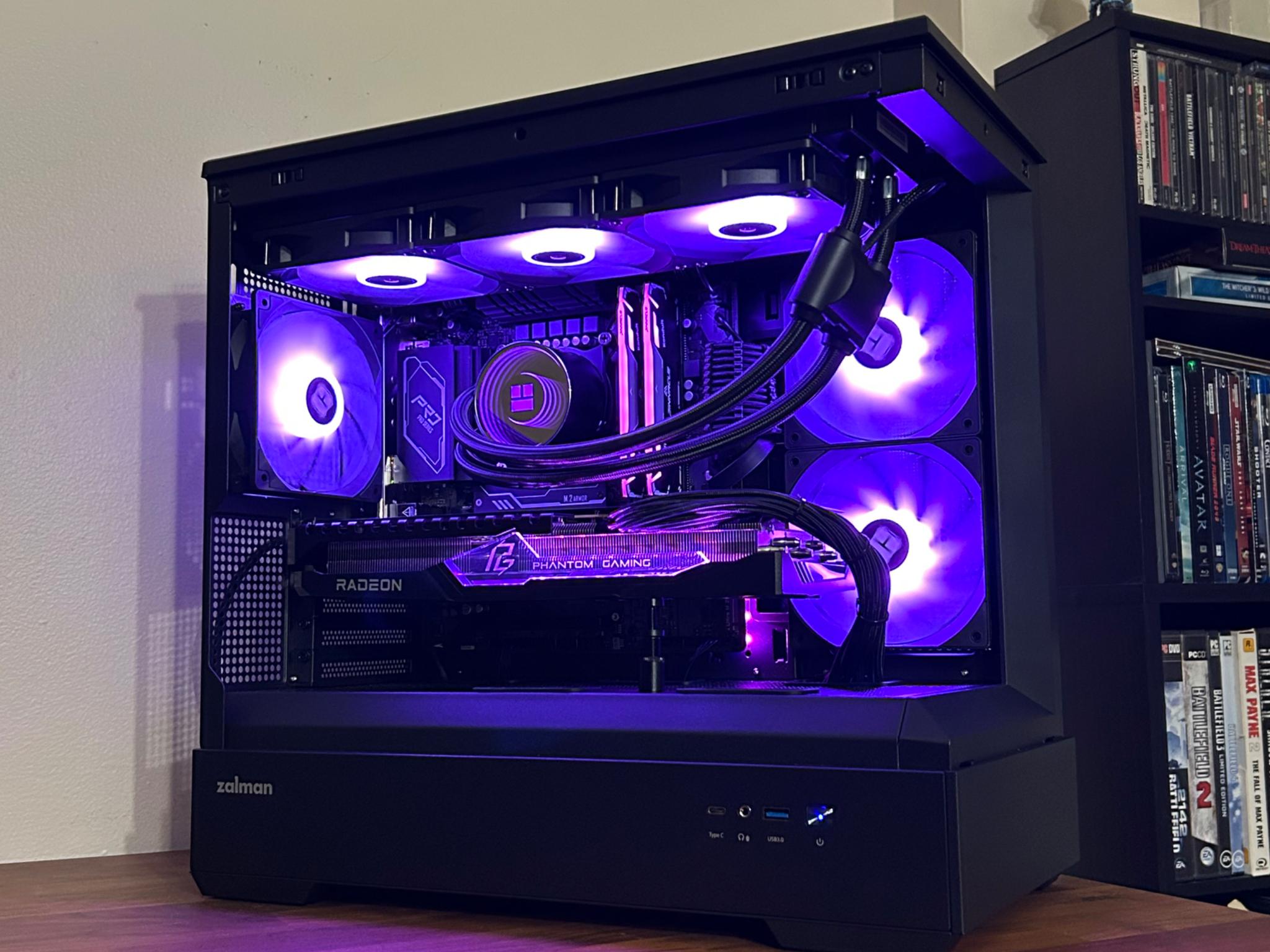 RX 7700XT 12GB | Intel i5 12600K | 32GB DDR4 | 1TB SSD | The Phantom RX