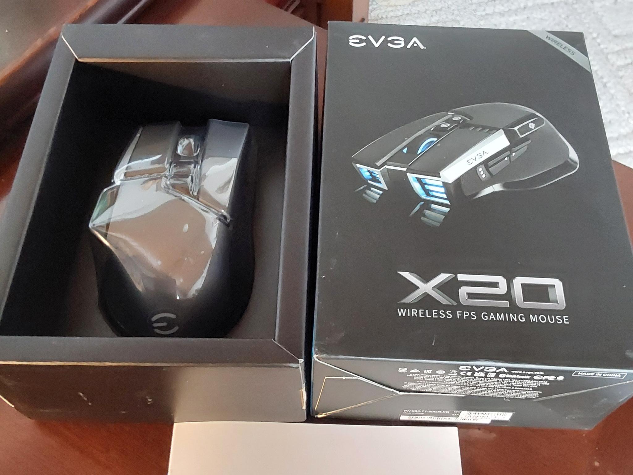 EVGA X20 Wireless Customizable Ergonomic Gaming Mouse, Grey, 16,000 DPI, 5 Profiles, 10 Buttons