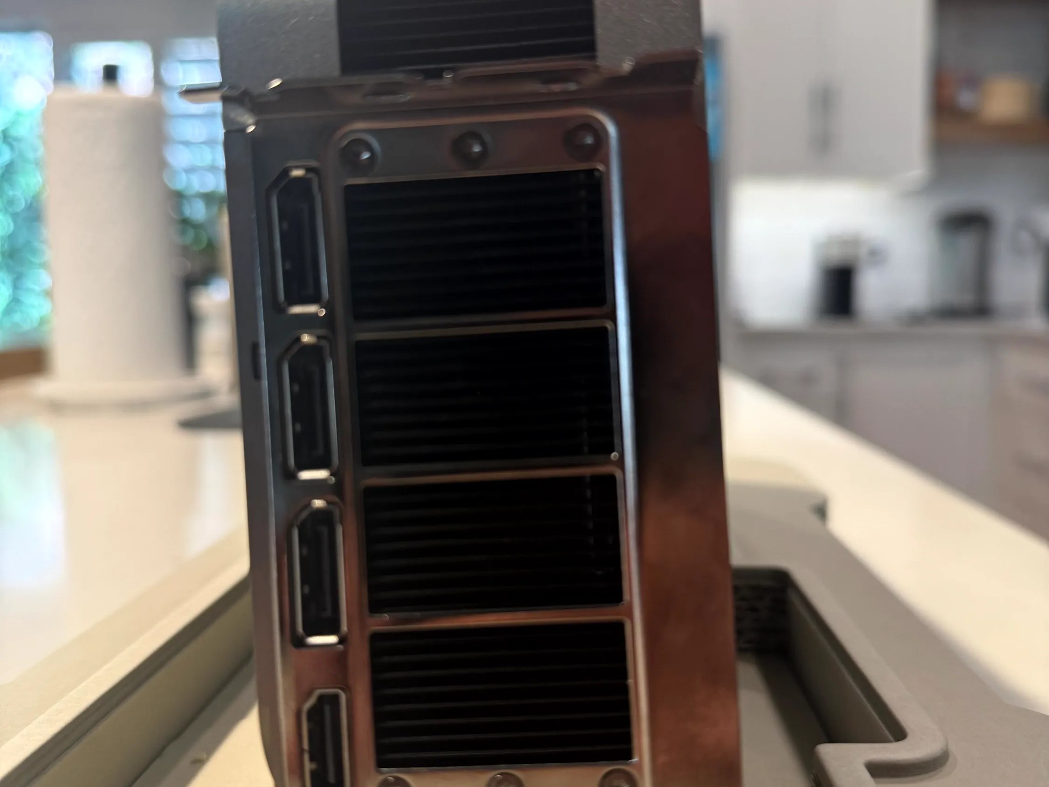 NVIDIA GeForce RTX 4090 Founders Edition - 24GB - Slightly Used