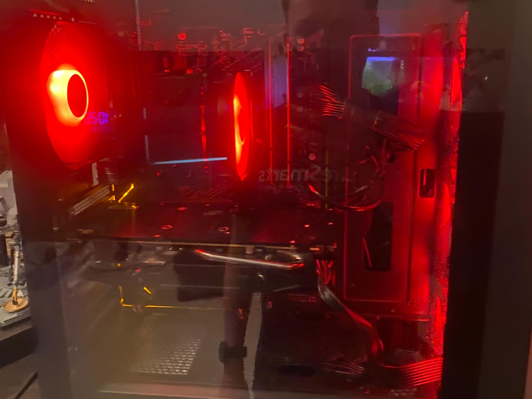 Budget gaming PC I5-8500T Rx 580 0.9 TB of storage