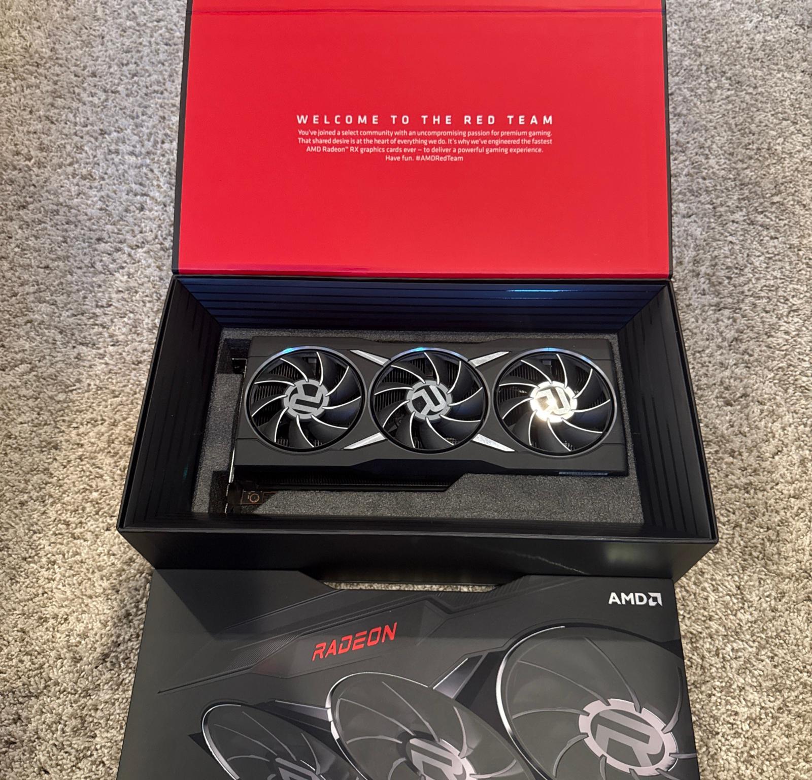 AMD Midnight Black Radeon RX 6800 XT - Image 1