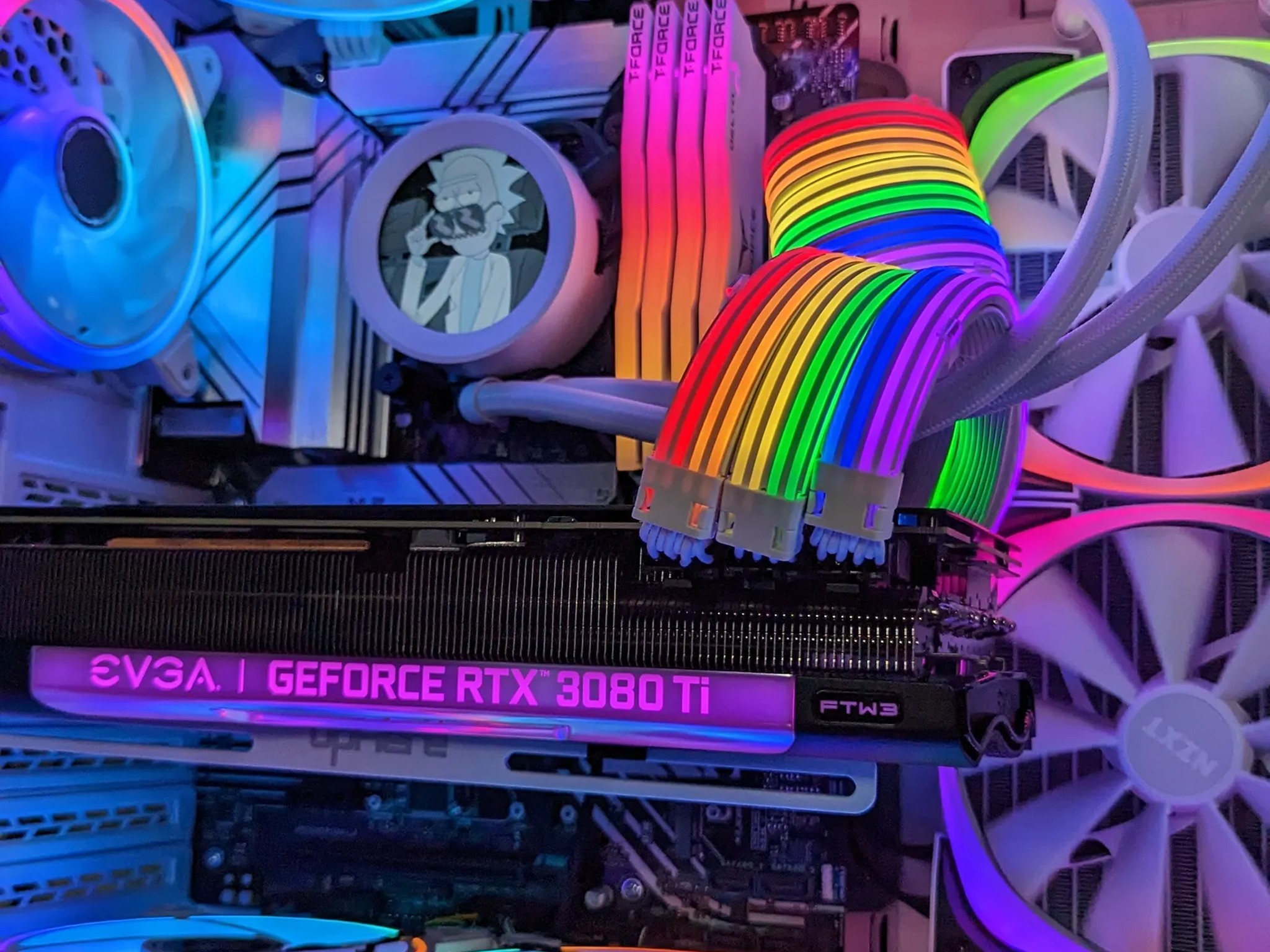 RTX 3080ti 12GB // i9 12900KF // 32GB 3600Mhz DDR4 // 2TB Gen4 NVMe // WiFi