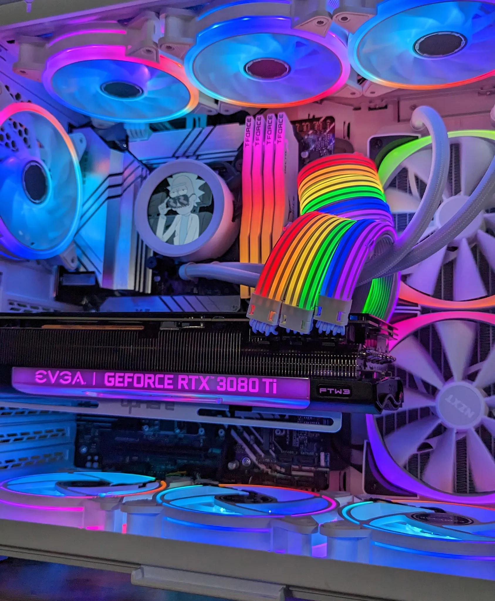RTX 3080ti 12GB // i9 12900KF // 32GB 3600Mhz DDR4 // 2TB Gen4 NVMe // WiFi
