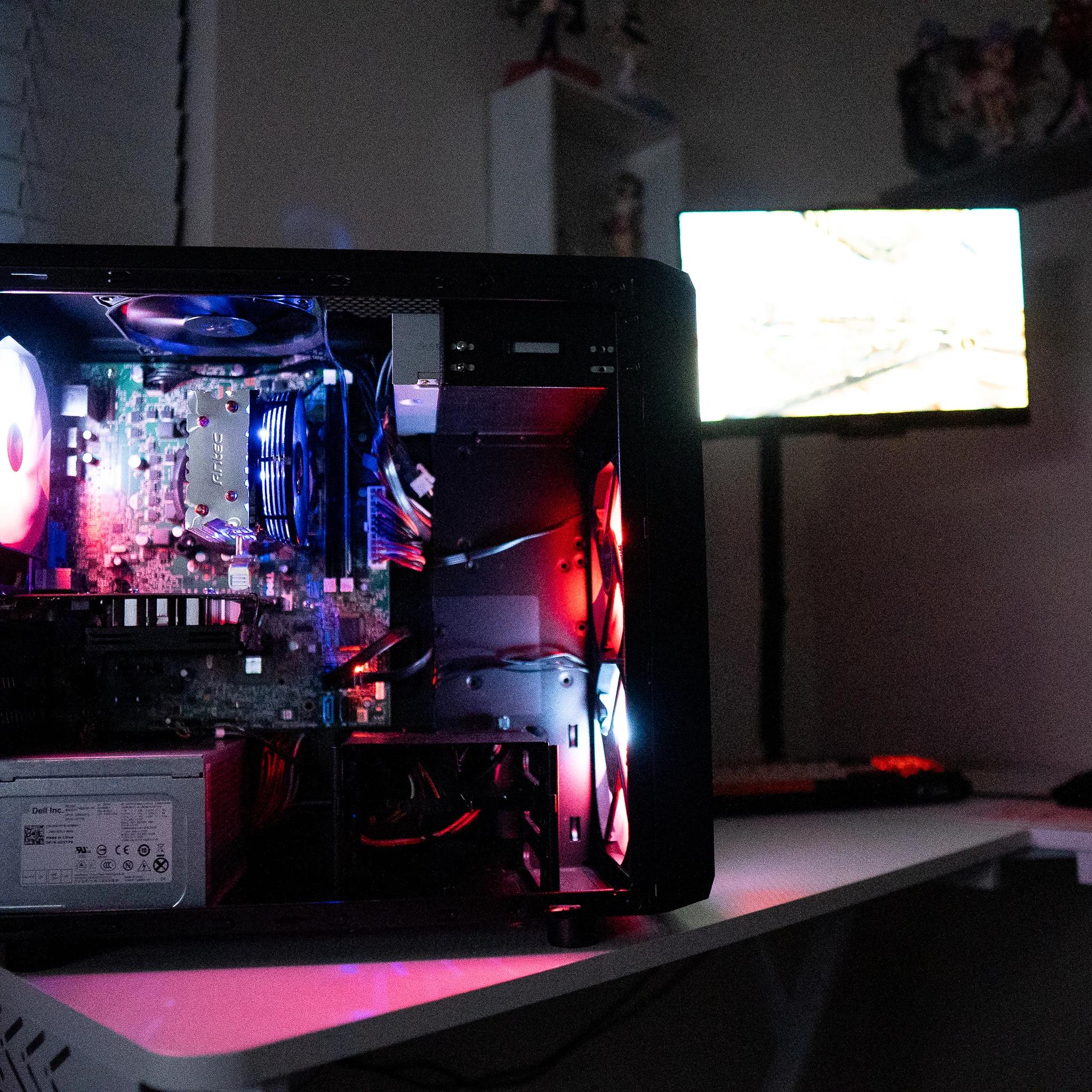 🎮👾 | GTX 750 | INTEL i3 2100 | 8GB DDR3 RAM | 512GB SAMSUNG 850 EVO SSD | Candy Limit |