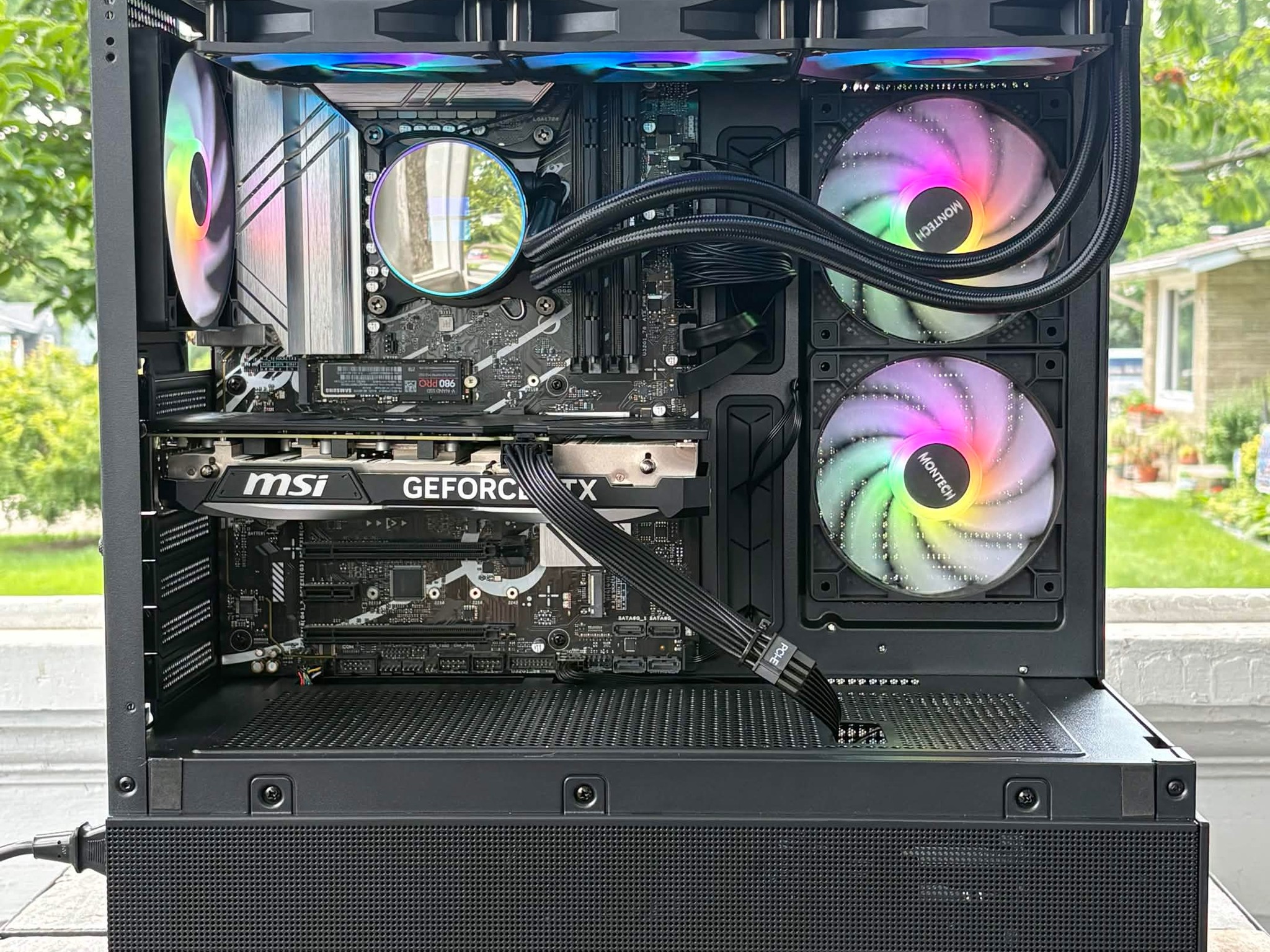 Mendi Electronics Nightfang | i5-13400F | RTX 4070 | 32GB DDR5 6000 | 2TB NVME