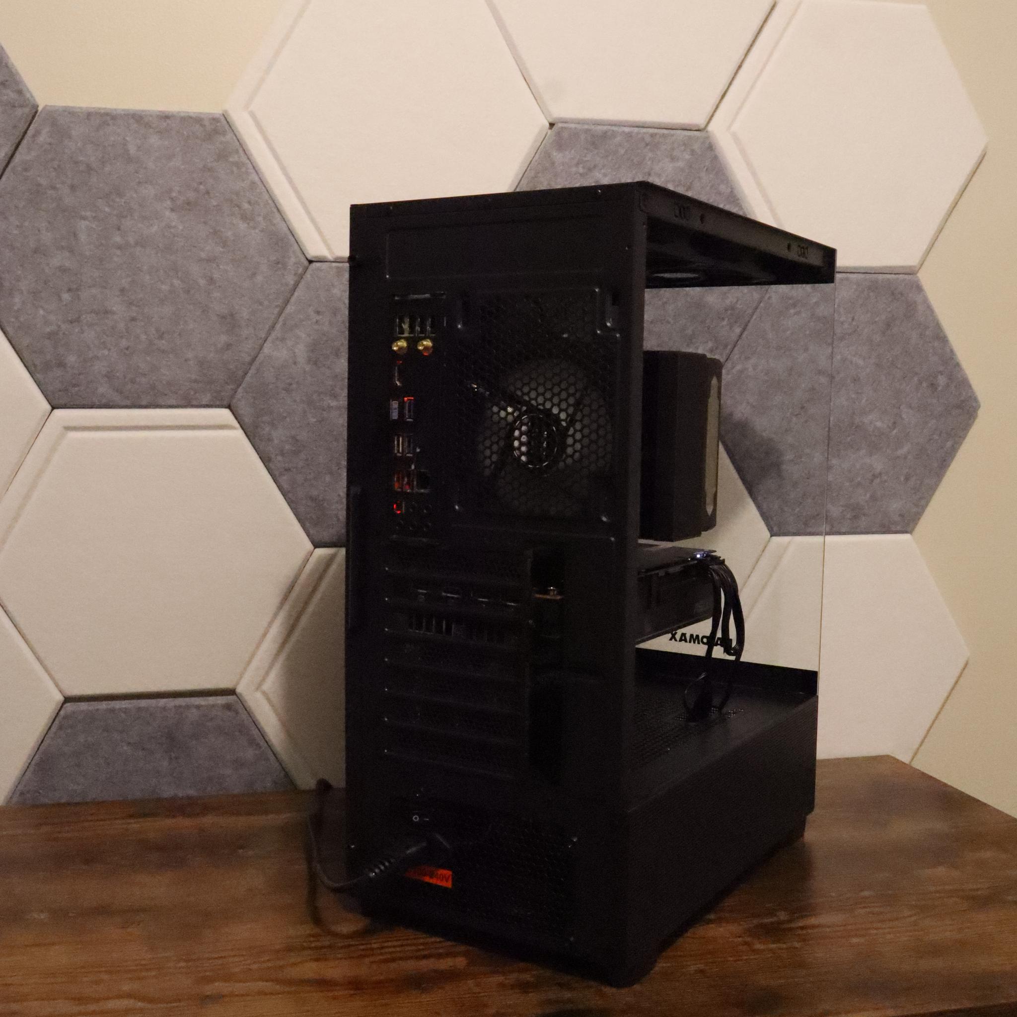 Gaming PC | RX 6700XT 12GB | Ryzen 7 5700X | 16GB DDR4 | 1TB storage | windows 11 Wifi & bluetoth