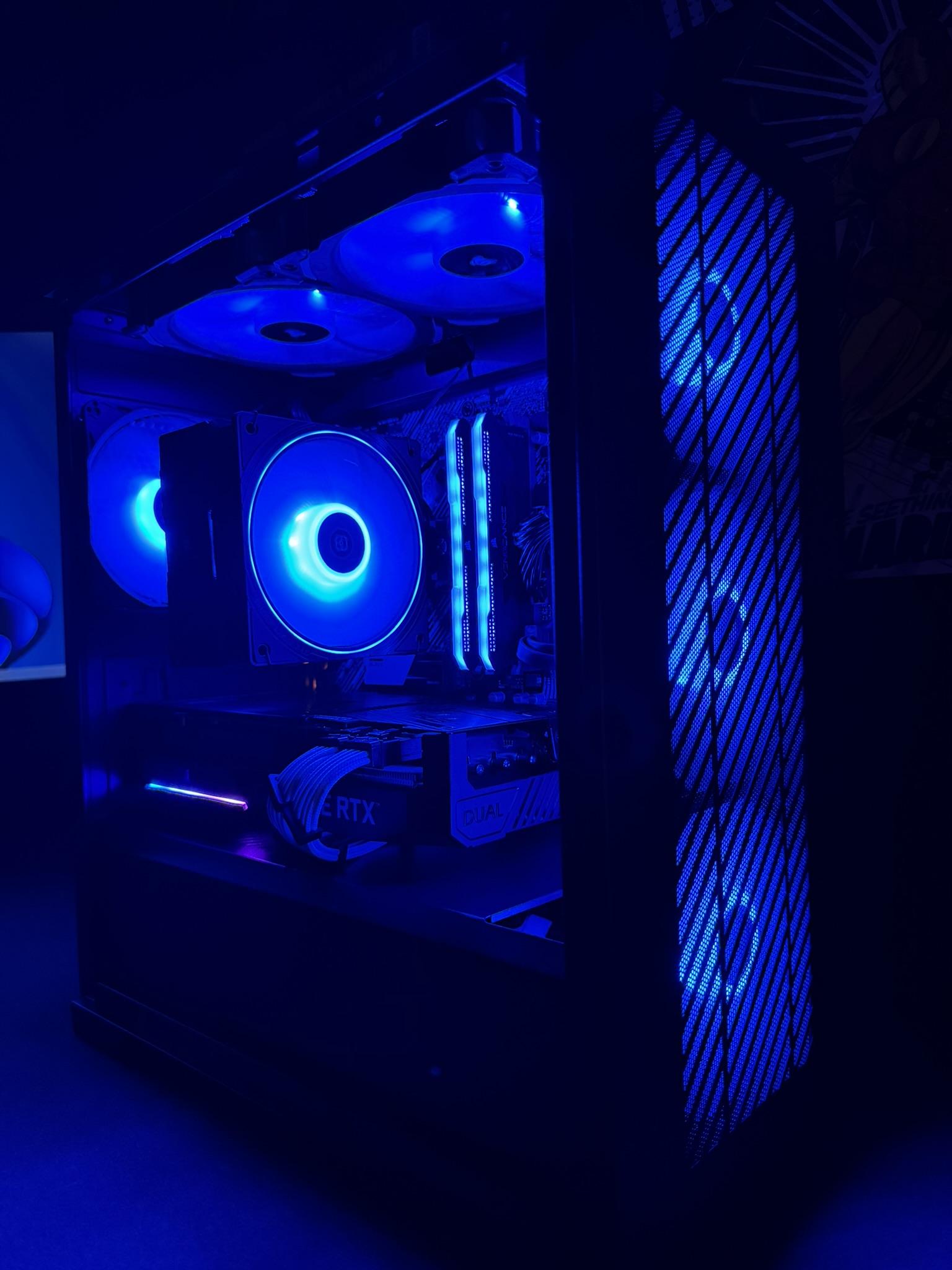 1440p Gaming Beast | RTX 3070 | Ryzen 7 3700X | 32GB DDR4 | WIFI