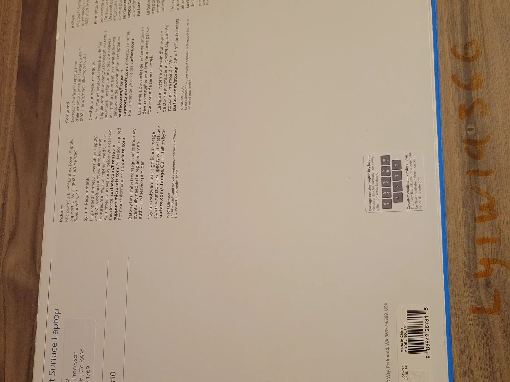Microsoft Surface Laptop - intel i7 - 256gb - 13.5" touch screen