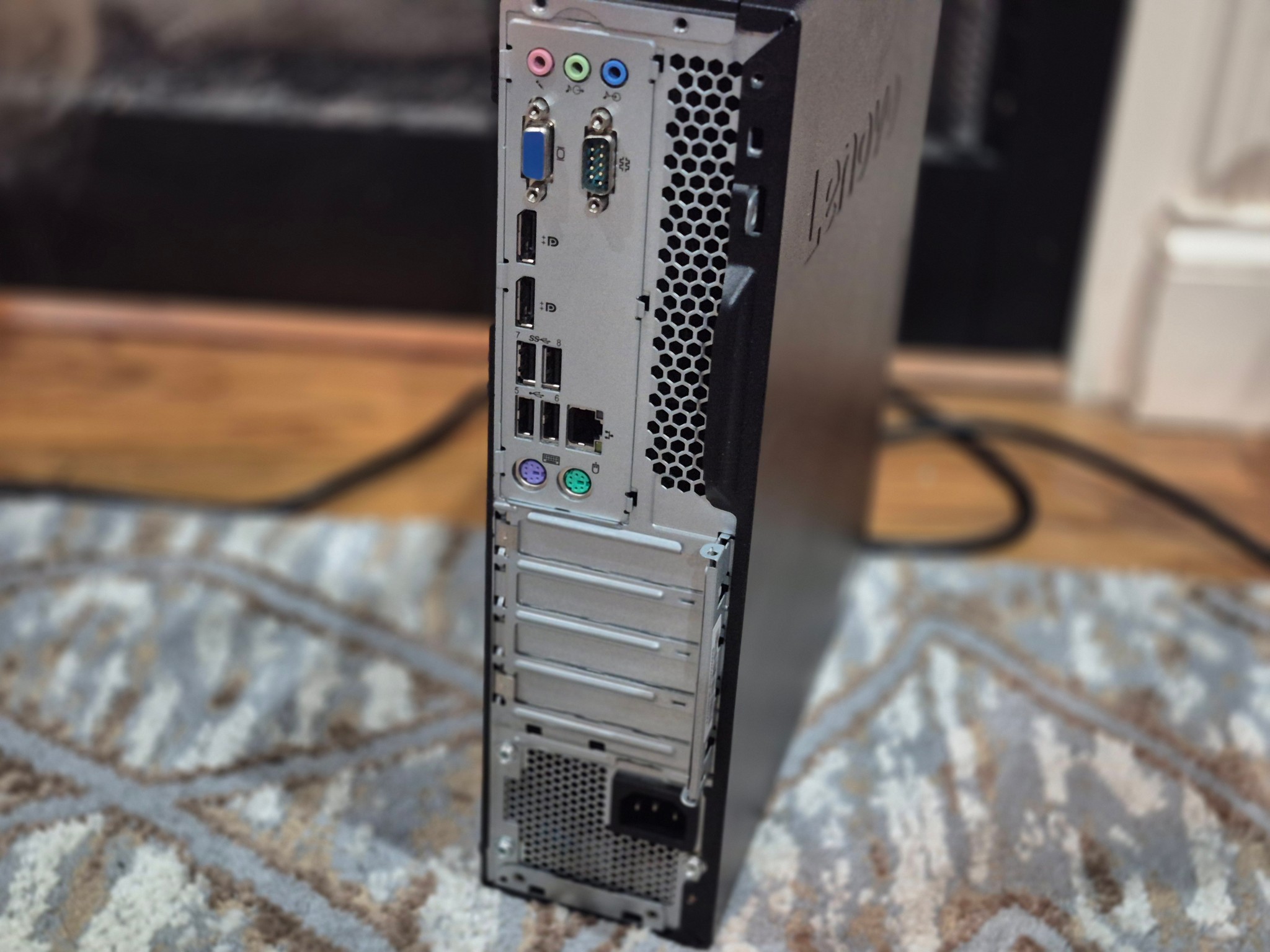 Scratch and Dent | Ryzen 5 2400G, 16GB RAM, 256GB SSD + 500GB HDD, Win11