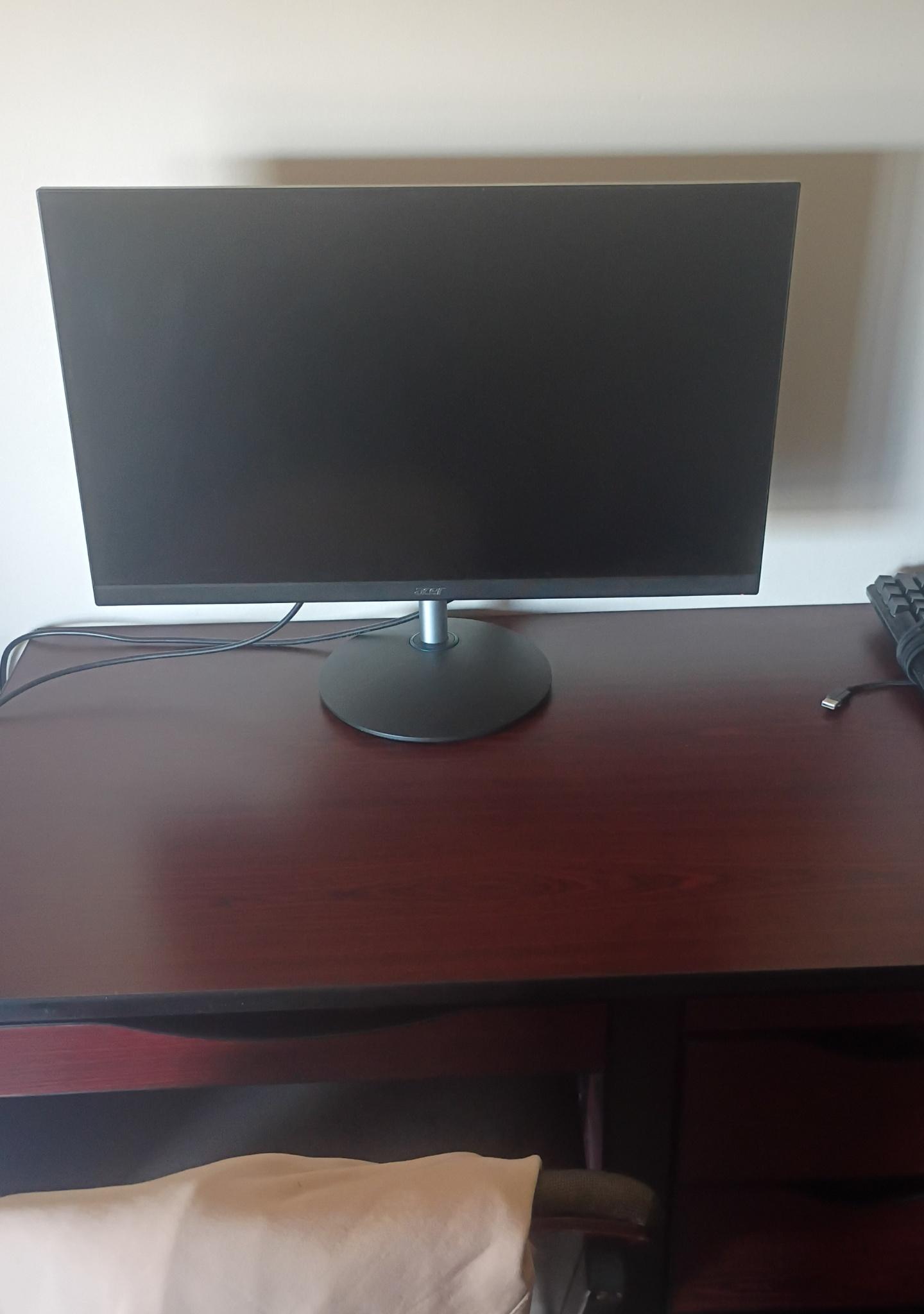 Custom Gaming PC | Streaming Setup | Ryzen 7 7800X3D, Nitro Sapphire+ 7800xt, 32GB, 2TB –High FPS