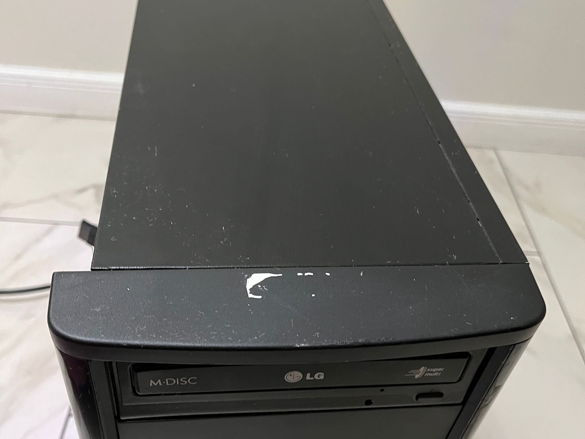 NVIDIA RTX 2070 Super, Intel i7-6700k, 16GB RAM, 500GB SSD, Sleeper Gaming PC w/ Wi-Fi & BT