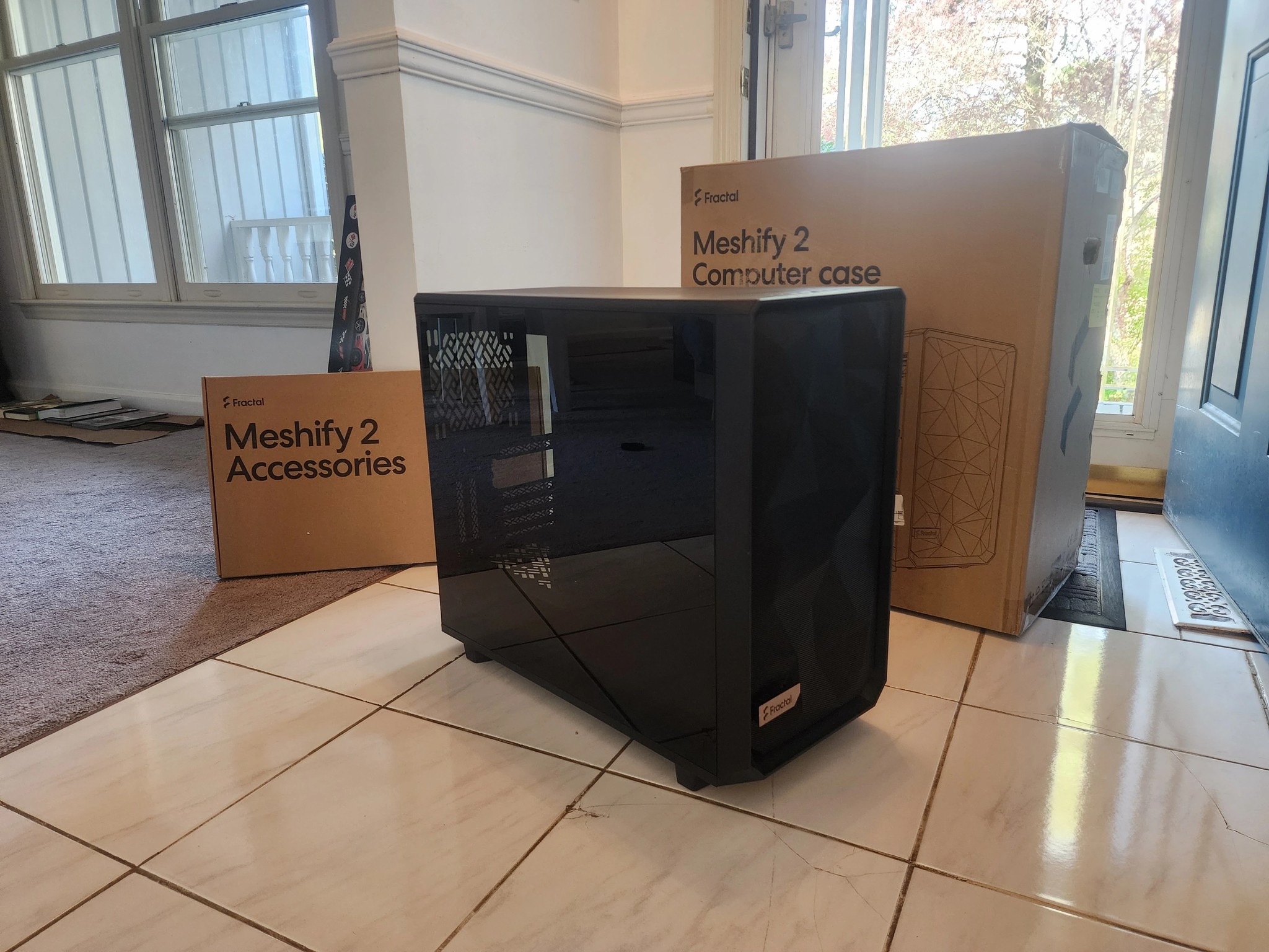 Fractal Design Meshify 2 ATX Mid-tower black PC case Black Tinted Glass, with box and accessories