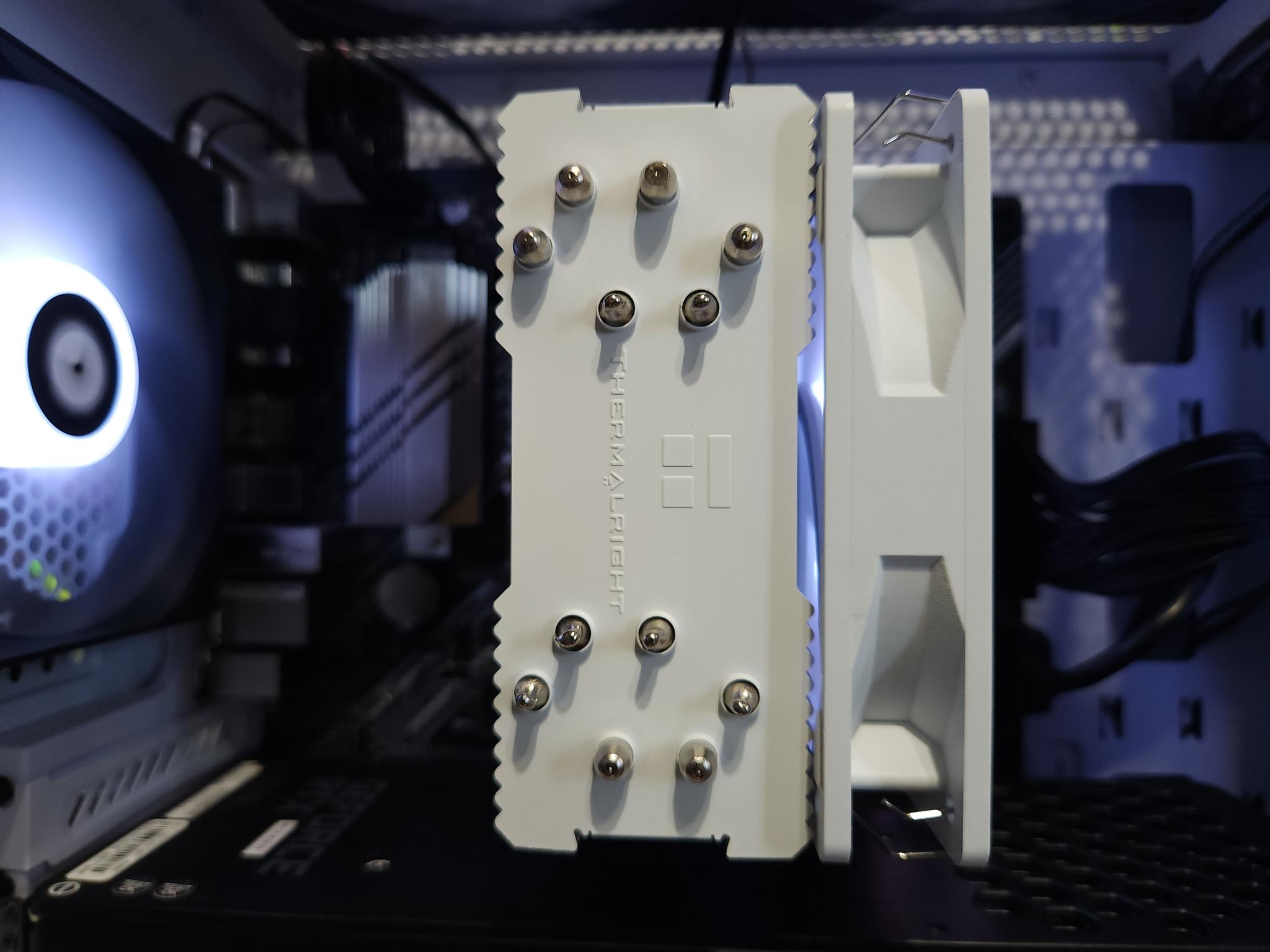 RTX 3070 | Ryzen 7 5700X | 32GB DDR4 RAM 3600 MTs | 1 TB NVME SSD | WIFI & BT