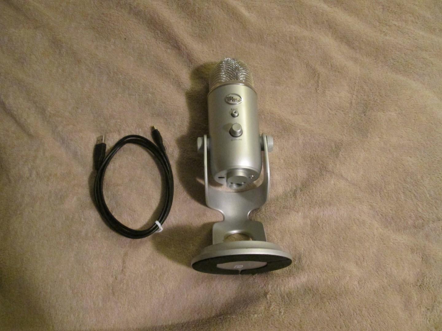 Blue Yeti Professiona Mic