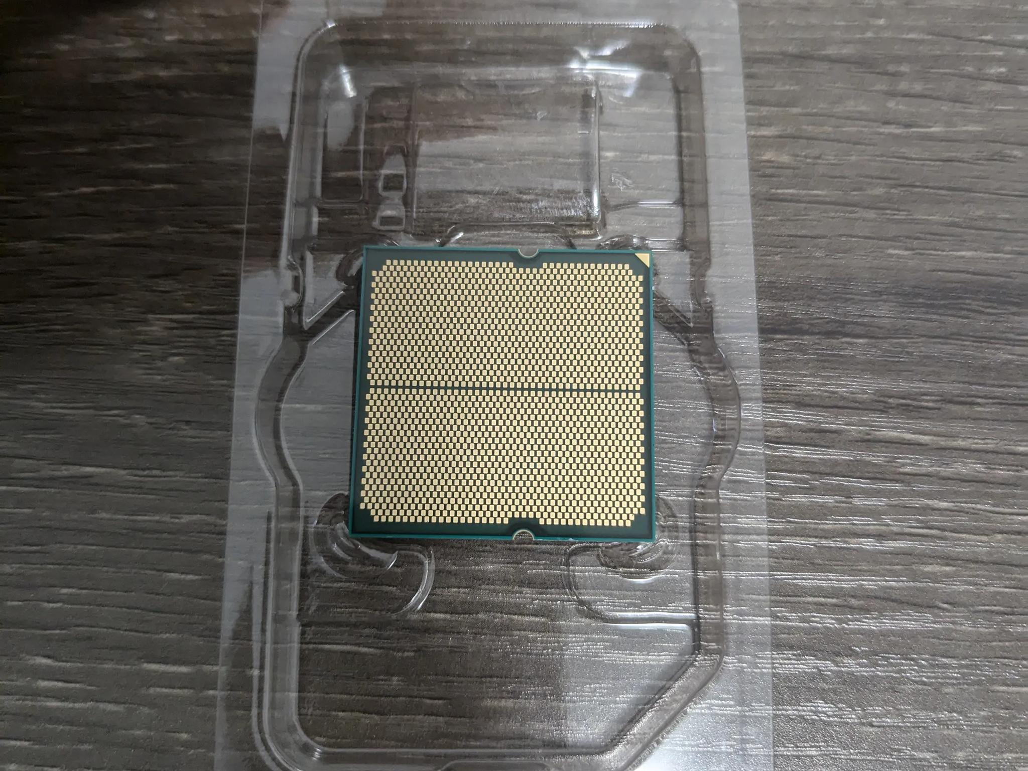 Ryzen 9 7900X