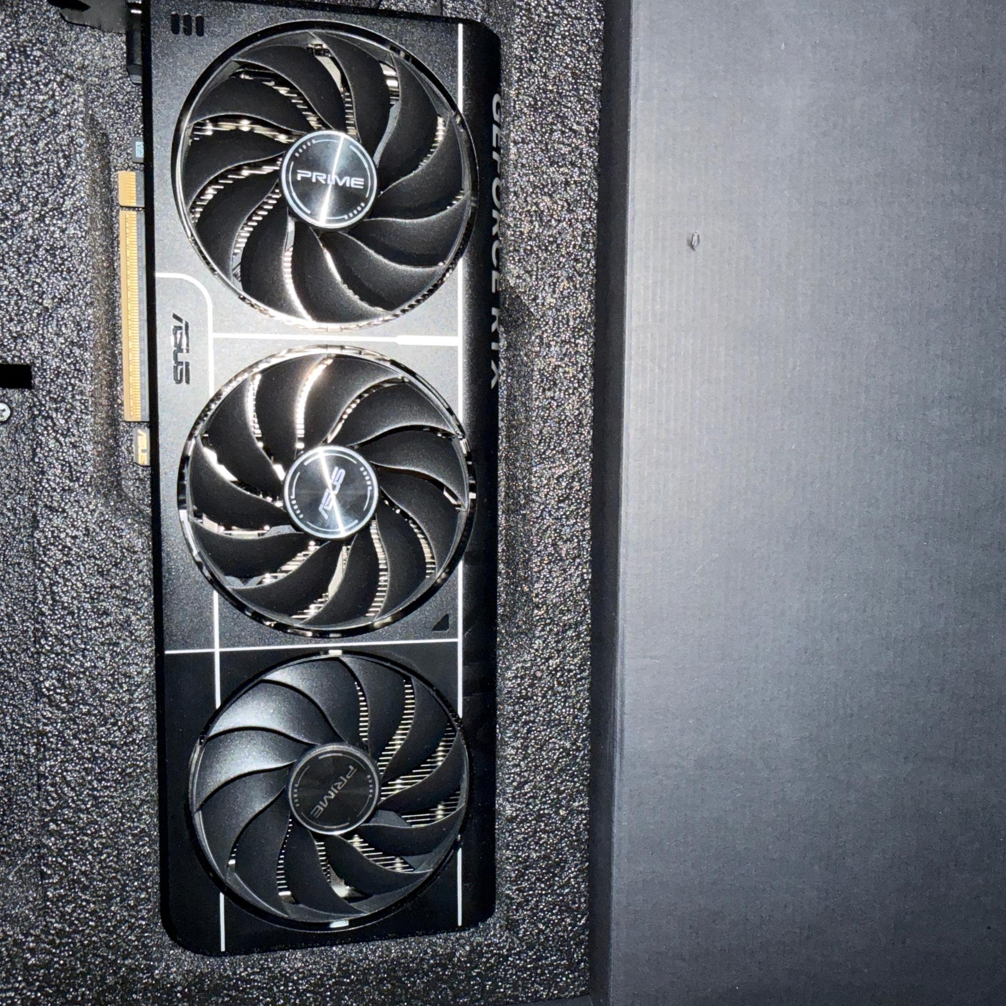 ASUS PRIME GeForce RTX 5070 Ti 16GB GDDR7