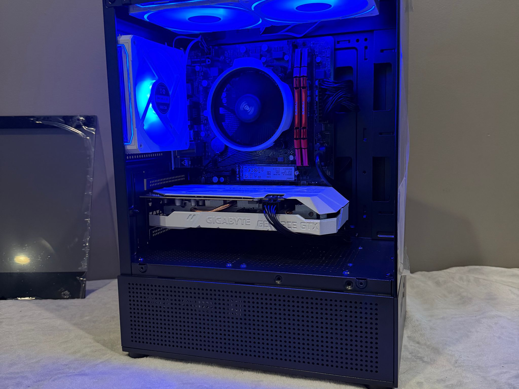 GeForce GTX 1660 Custom Gaming PC - Ryzen 5 3600