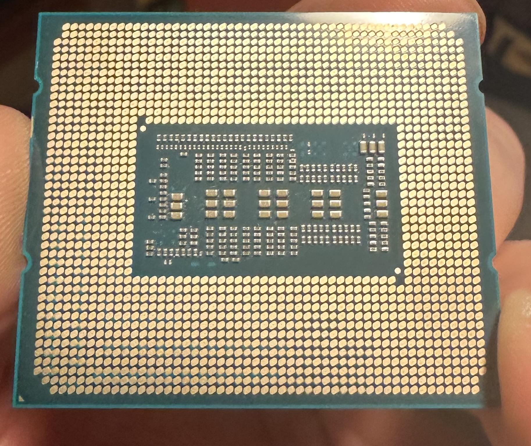 Intel® Core™ i9-14900KS Desktop Processor 24 cores (8 P-cores + 16 E-cores)