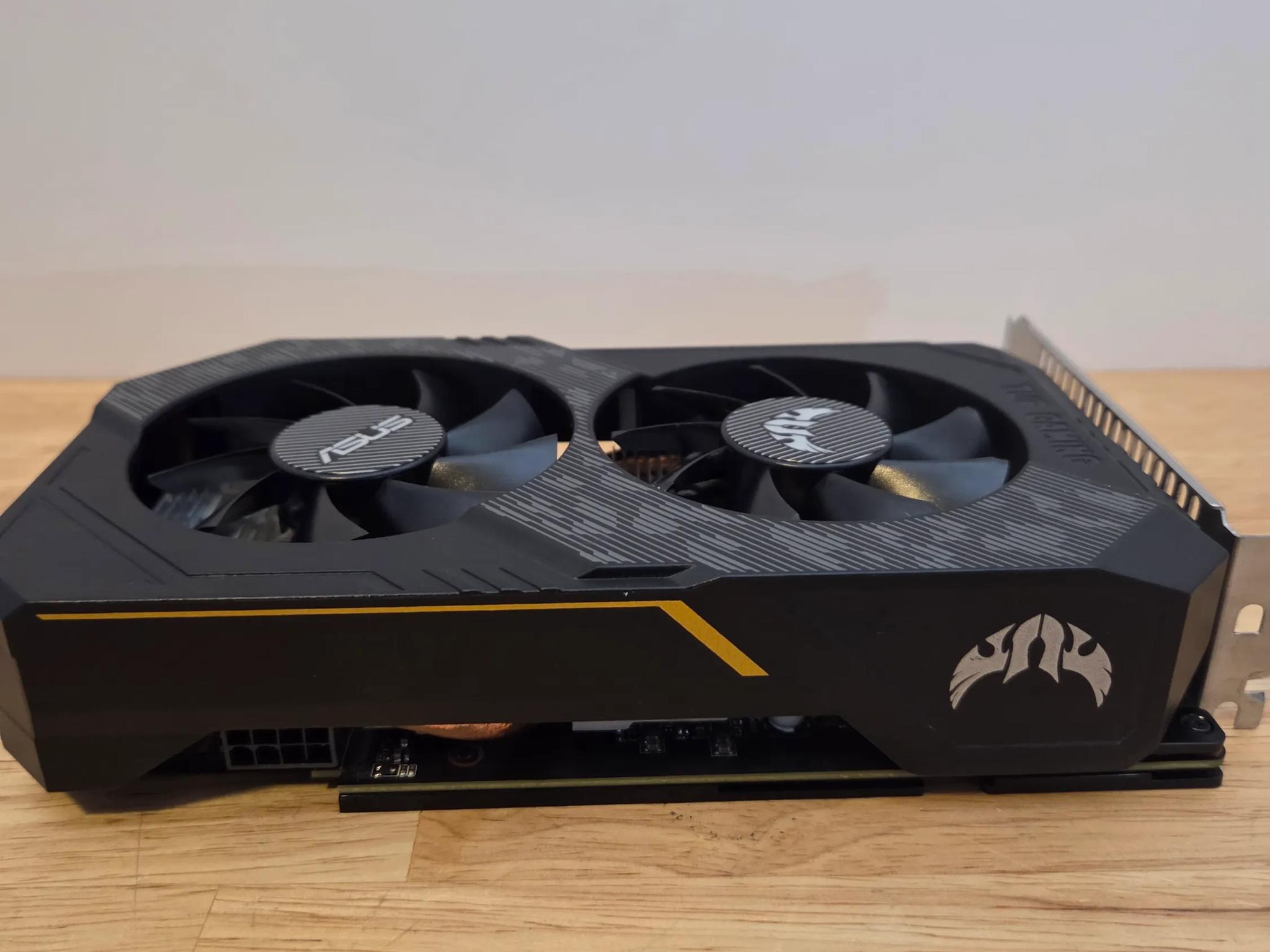 Asus TUF - 1660 super 6gb