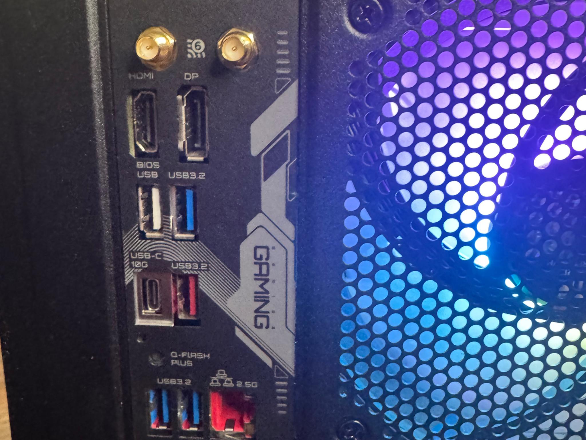 4090 GAMING PC | Ryzen 7 9800x3d | 64gb RAM | 2tb SSD