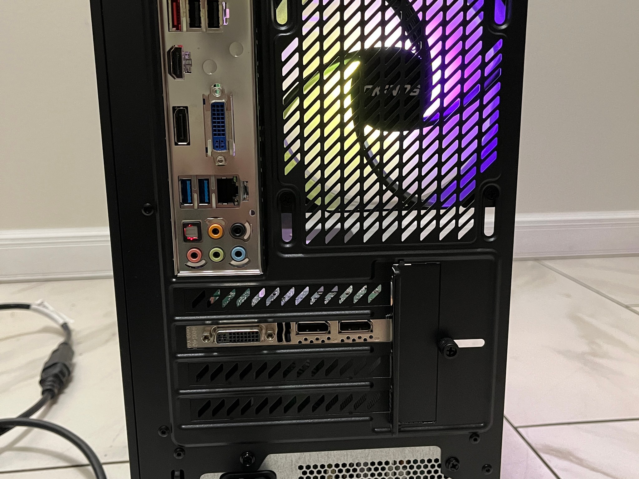Super Budget Gaming PC - Intel i7-3770k, NVIDIA 3GB GPU, 16GB RAM, 378GB Storage, w/ Wi-Fi & BT