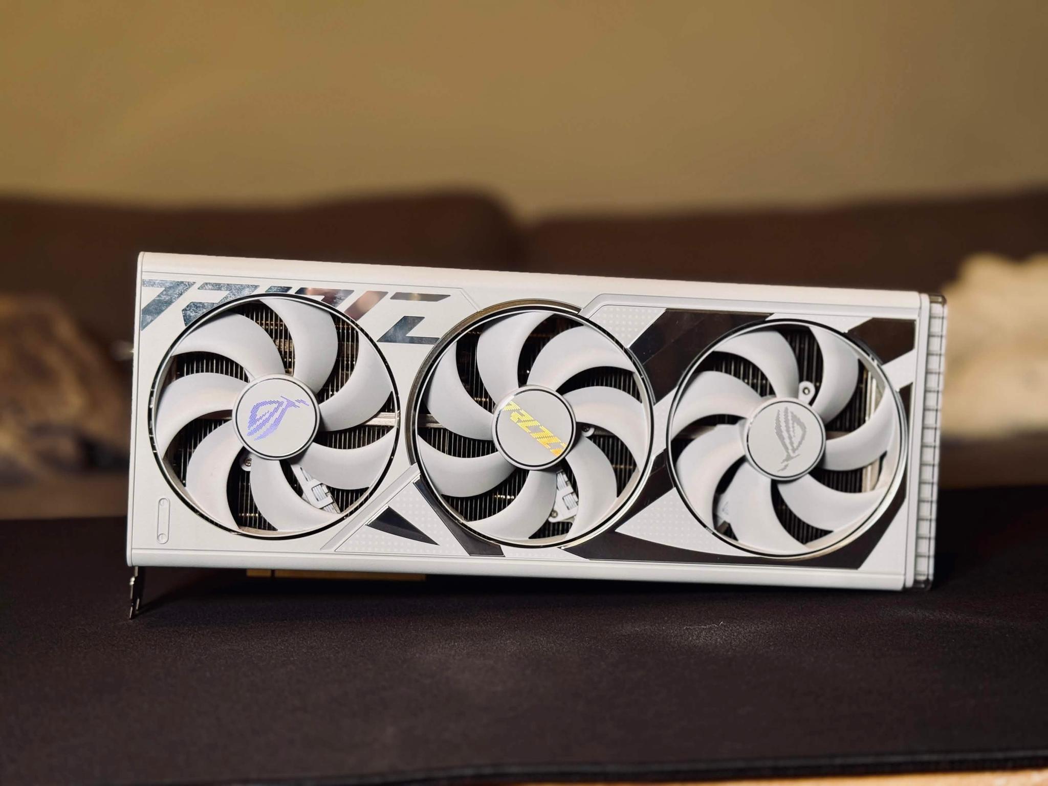 🤍 ASUS ROG STRIX GeForce RTX 4090 GAMING OC White 24GB🤍