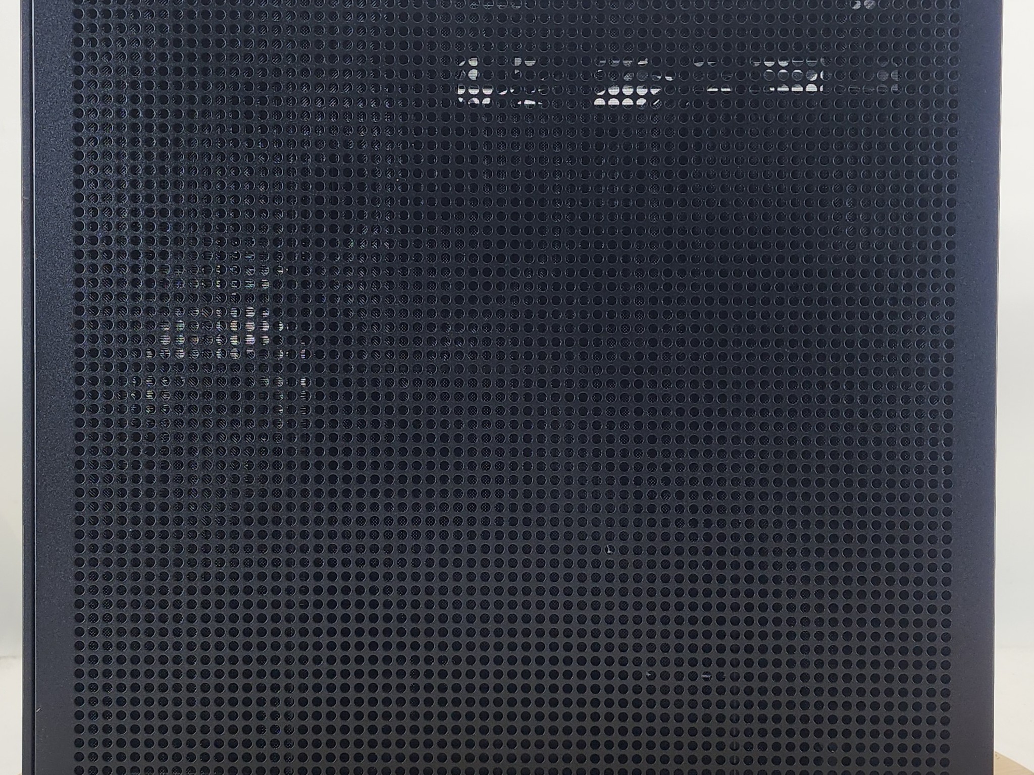 Gaming PC Ryzen 9 7950X3D 32GB RAM 4TB SSD 5070 Ti 16GB Windows 11 Computer