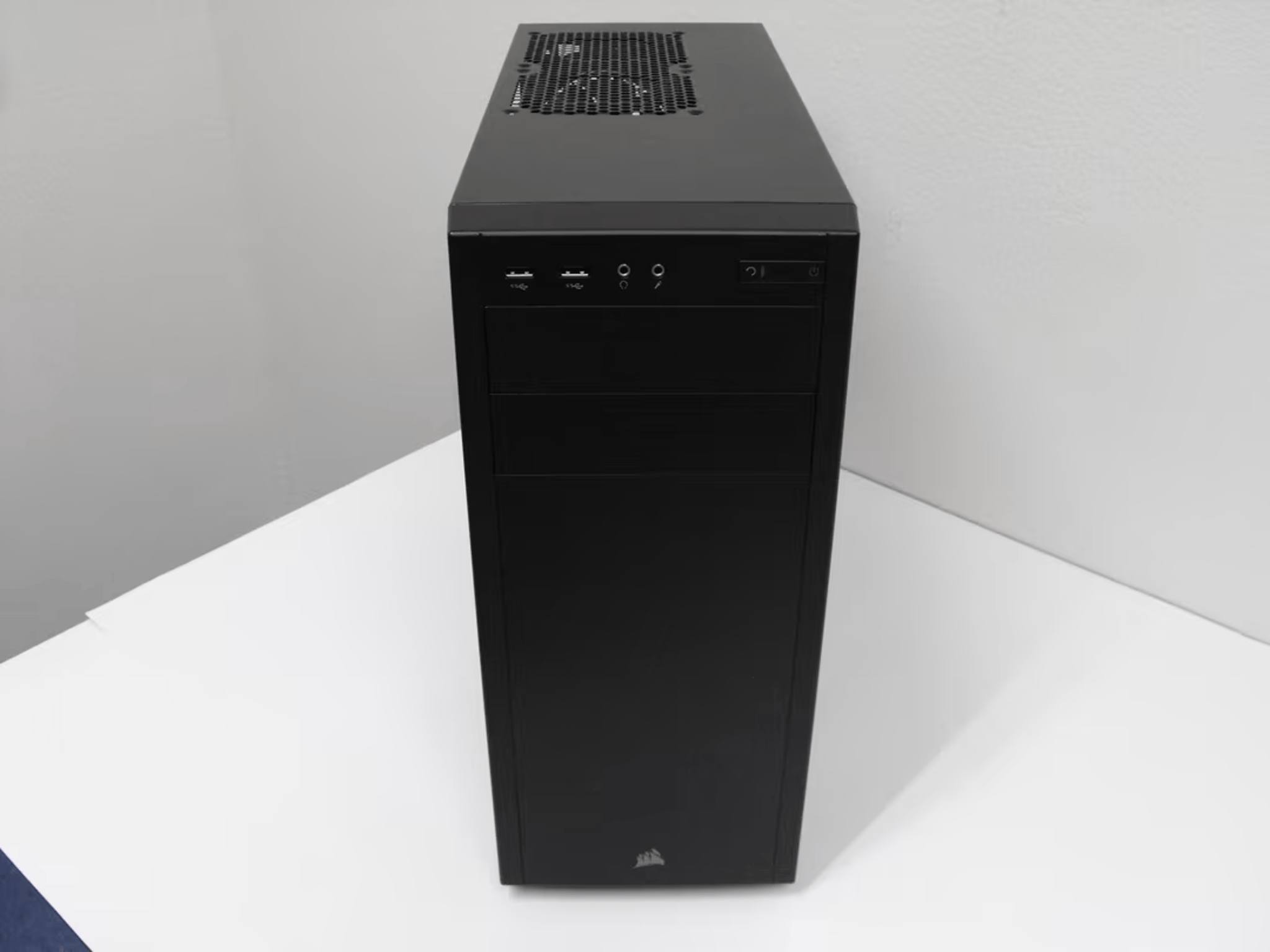 PC on sale! Intel i5 6500, Sapphire RX 6600XT, 32GB DDR4-3200, 500GB