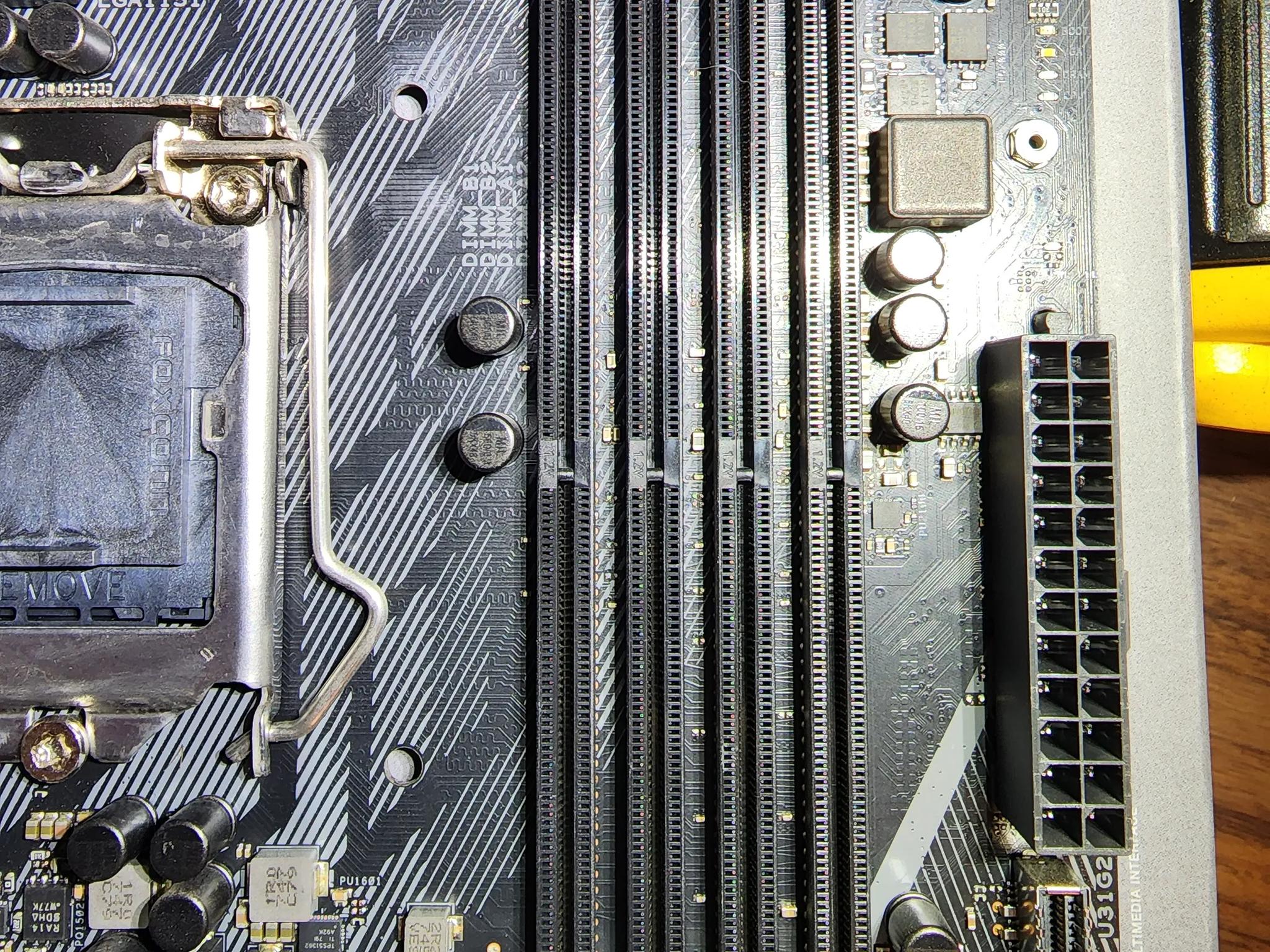 ASUS ROG STRIX Z370-E GAMING Mothrboard Intel Z370 LGA 1151 ATX DDR4 M.2