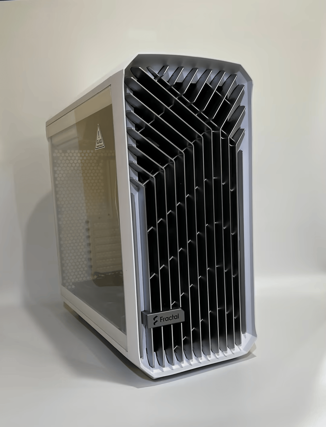Fractal Design Torrent White E-ATX Tempered Glass Window High-Airflow Mid Tower Computer Case