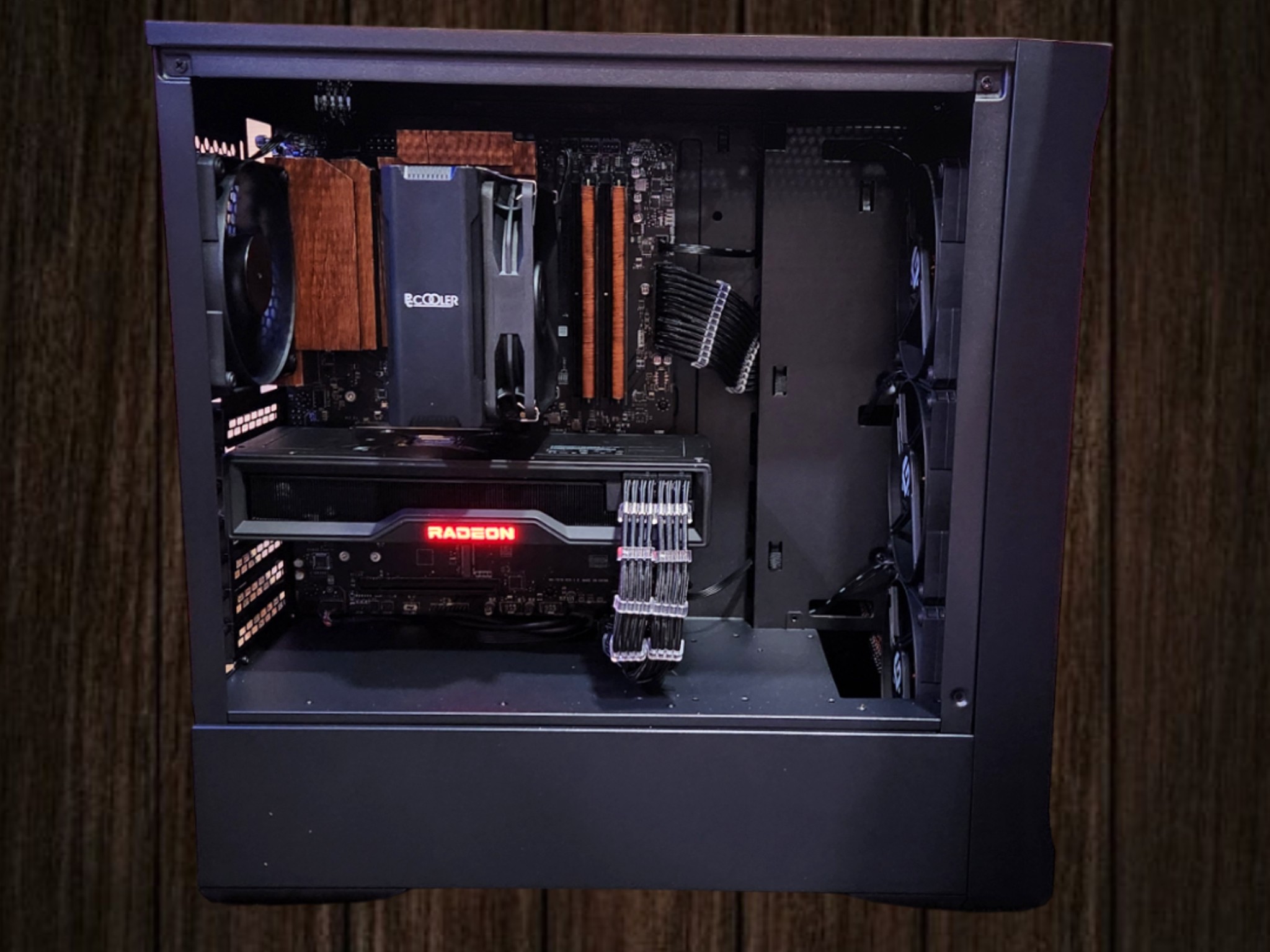 🌲Lumberjack🪵: RX 6950 XT | Ryzen 7600 | 32GB DDR5 6000Mhz RAM | 2TB SSD | 5 Fans | Black Wood PC