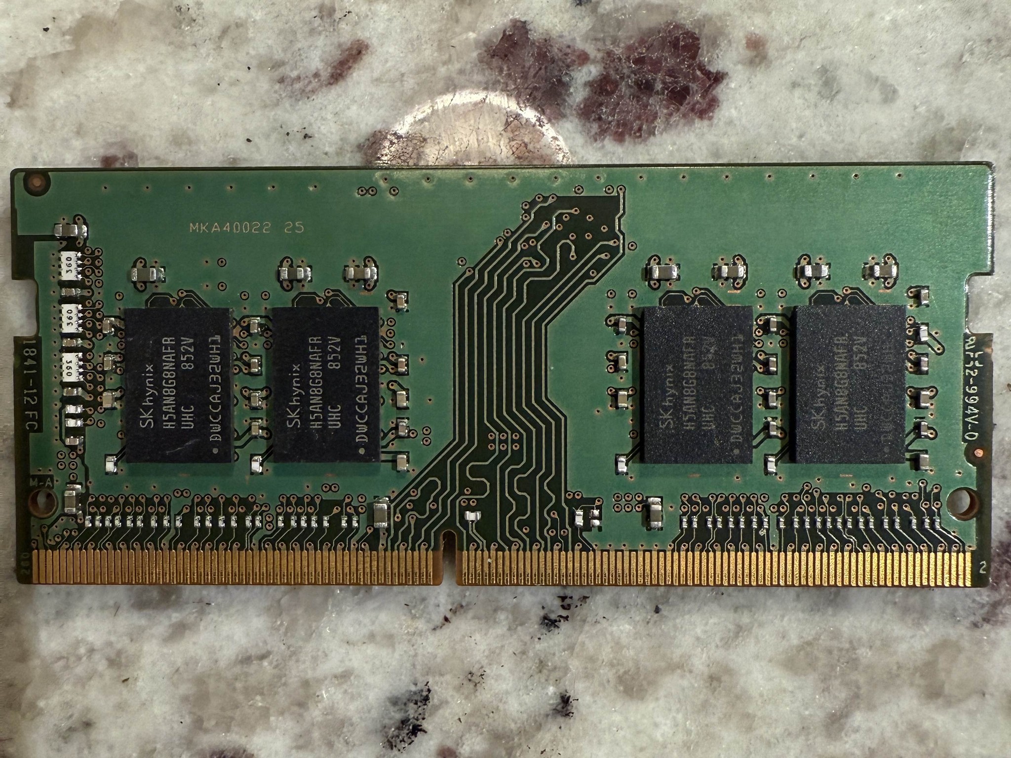 SK hynix 8GB 1R*8 PC$ - 2400T SODIMM RAM