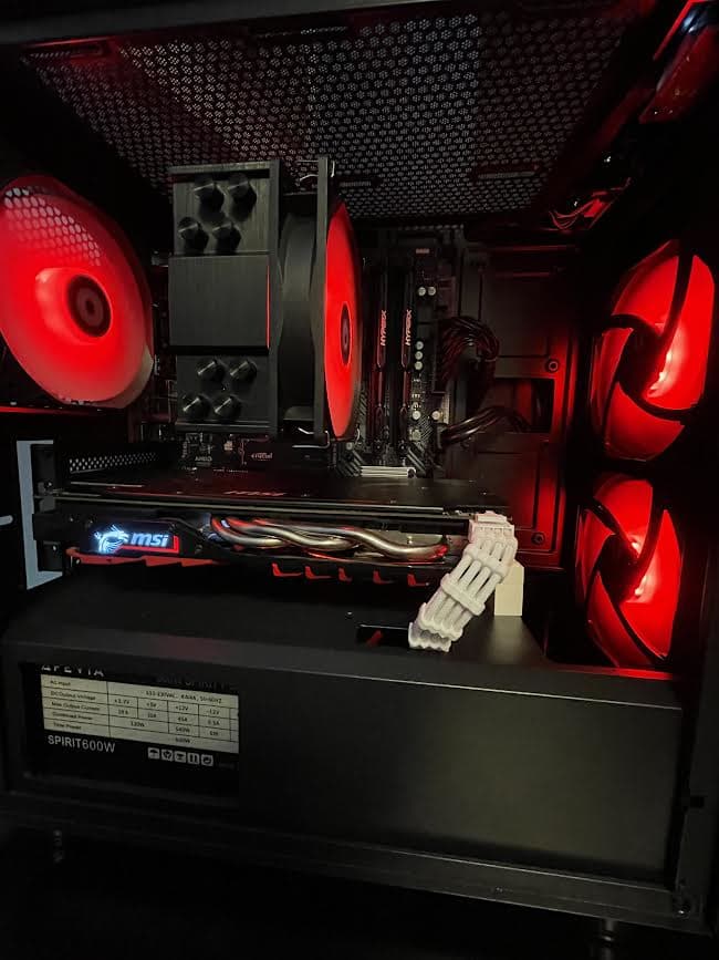 Rgb gaming pc ryzen 5 and RX 580