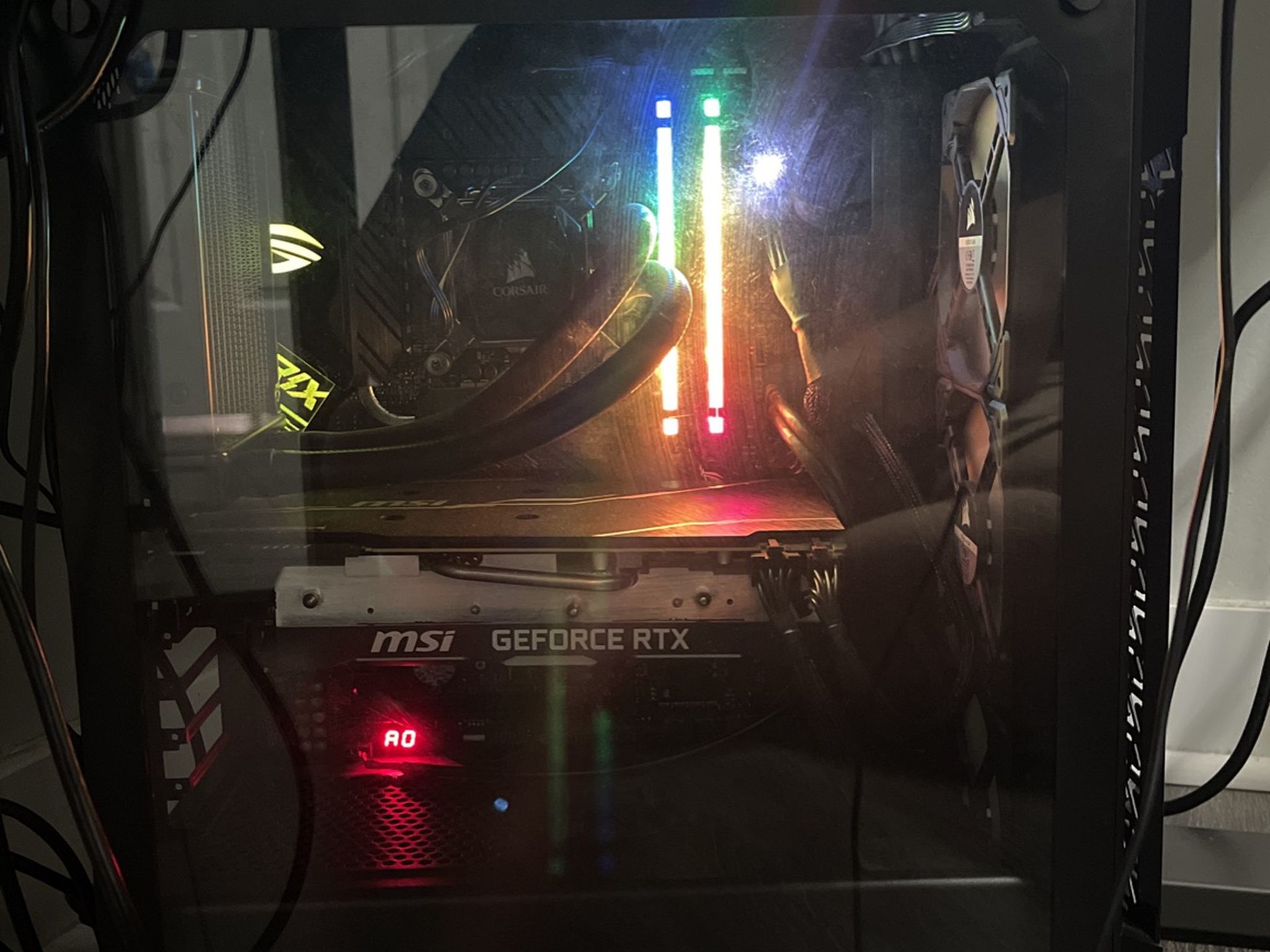 i7-10700, ROG STRIX z490-E Gaming, 32 GB DDR4 Corsair Vengeance, 1 TB Samsung 970 SSD, 2080 Super