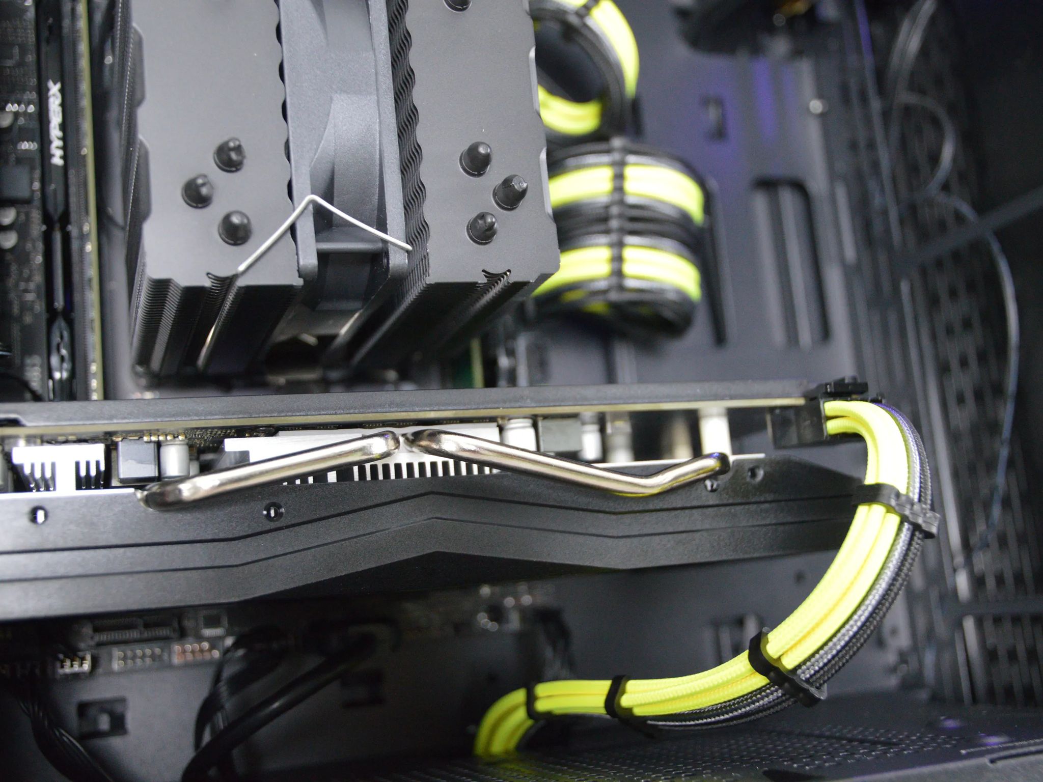 ☢️🌧️| RX 580 8GB | INTEL XEON E5 2620 V3 | 16GB DDR4 RAM | 1TB NVME SSD | Acid Rain |